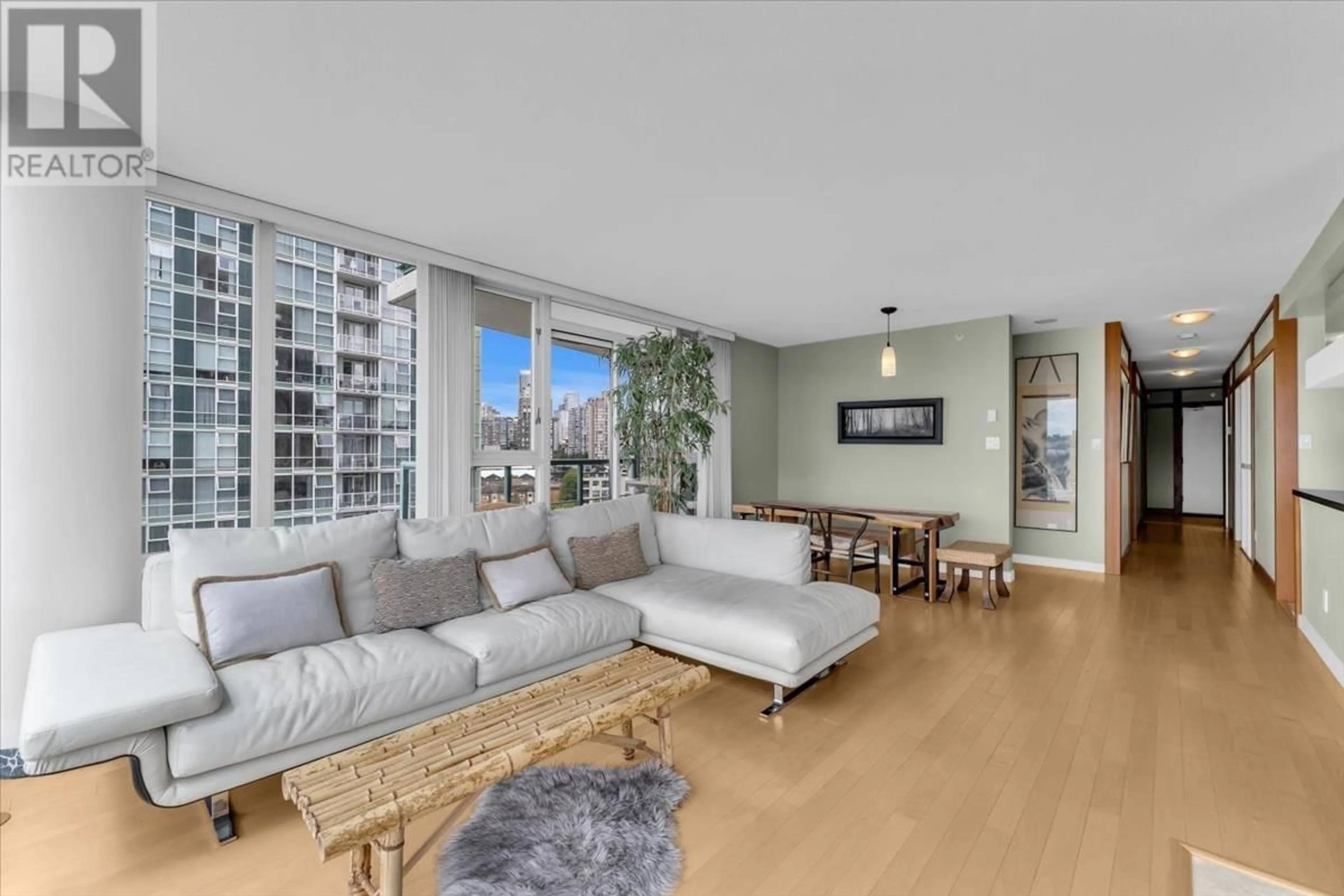 Living room with furniture, unknown for 1503 - 1067 MARINASIDE CRESCENT, Vancouver British Columbia V6Z3A4