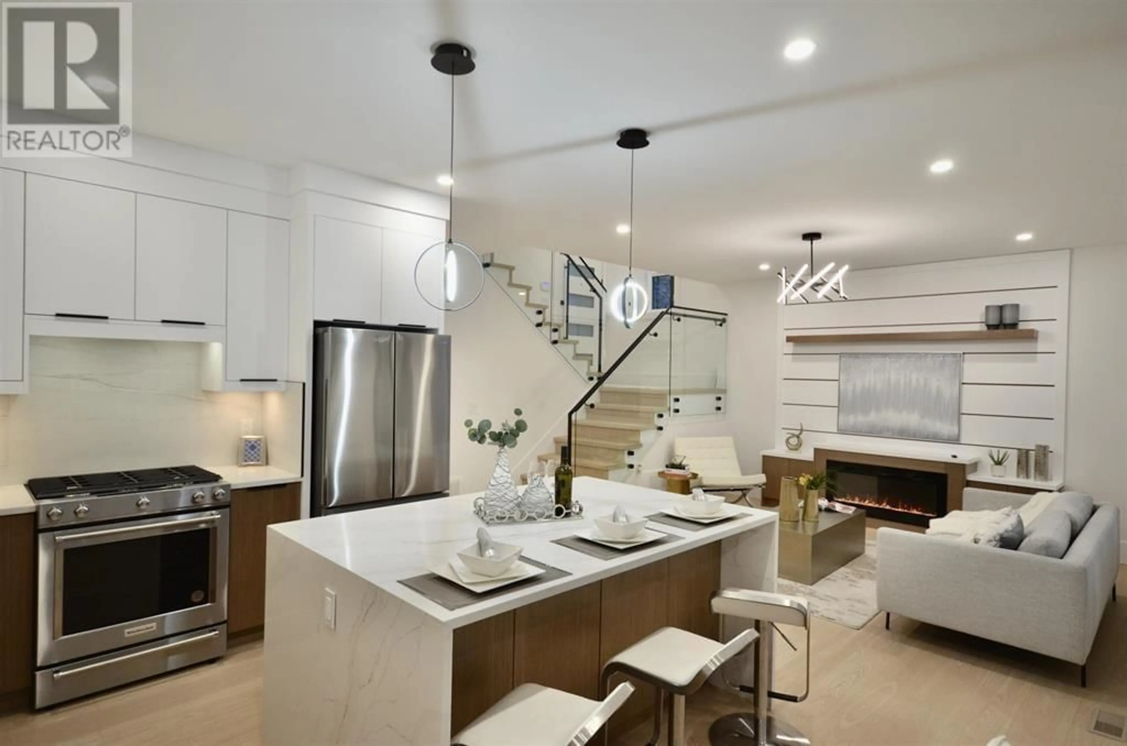 Contemporary kitchen, ceramic/tile floor for 104 - 942 STEWART AVENUE, Coquitlam British Columbia V3K2N6