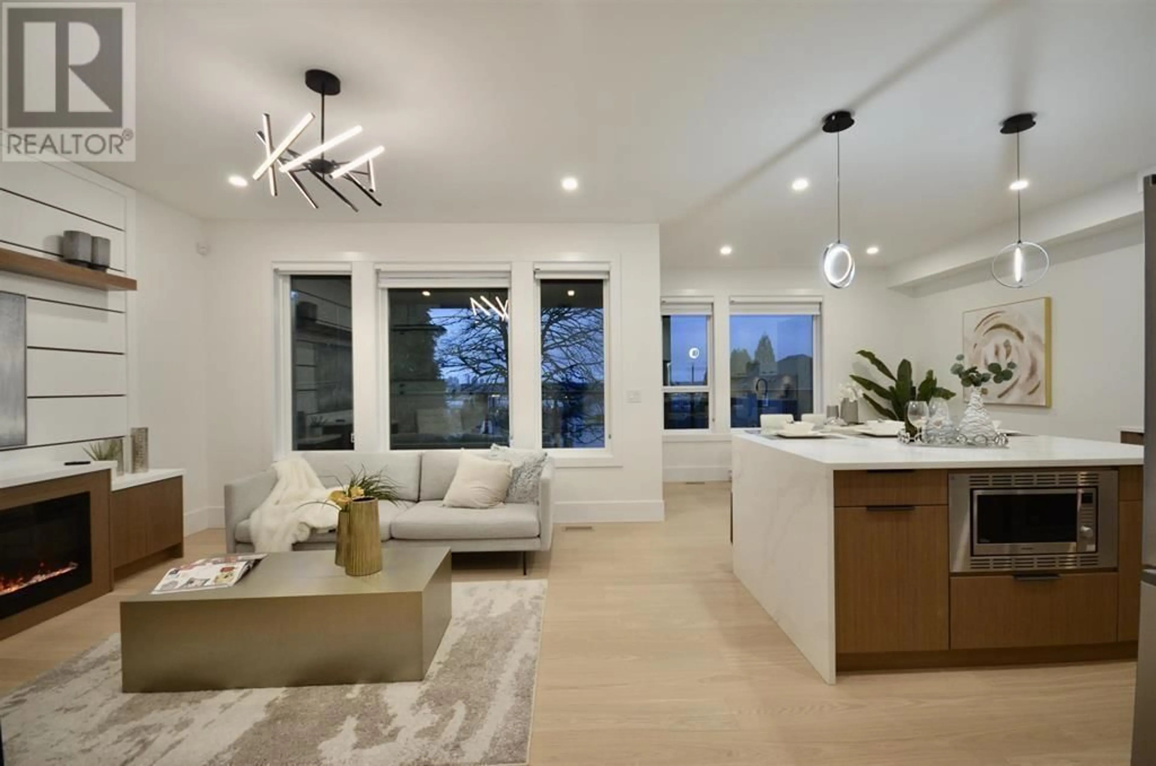 Open concept kitchen, unknown for 104 - 942 STEWART AVENUE, Coquitlam British Columbia V3K2N6