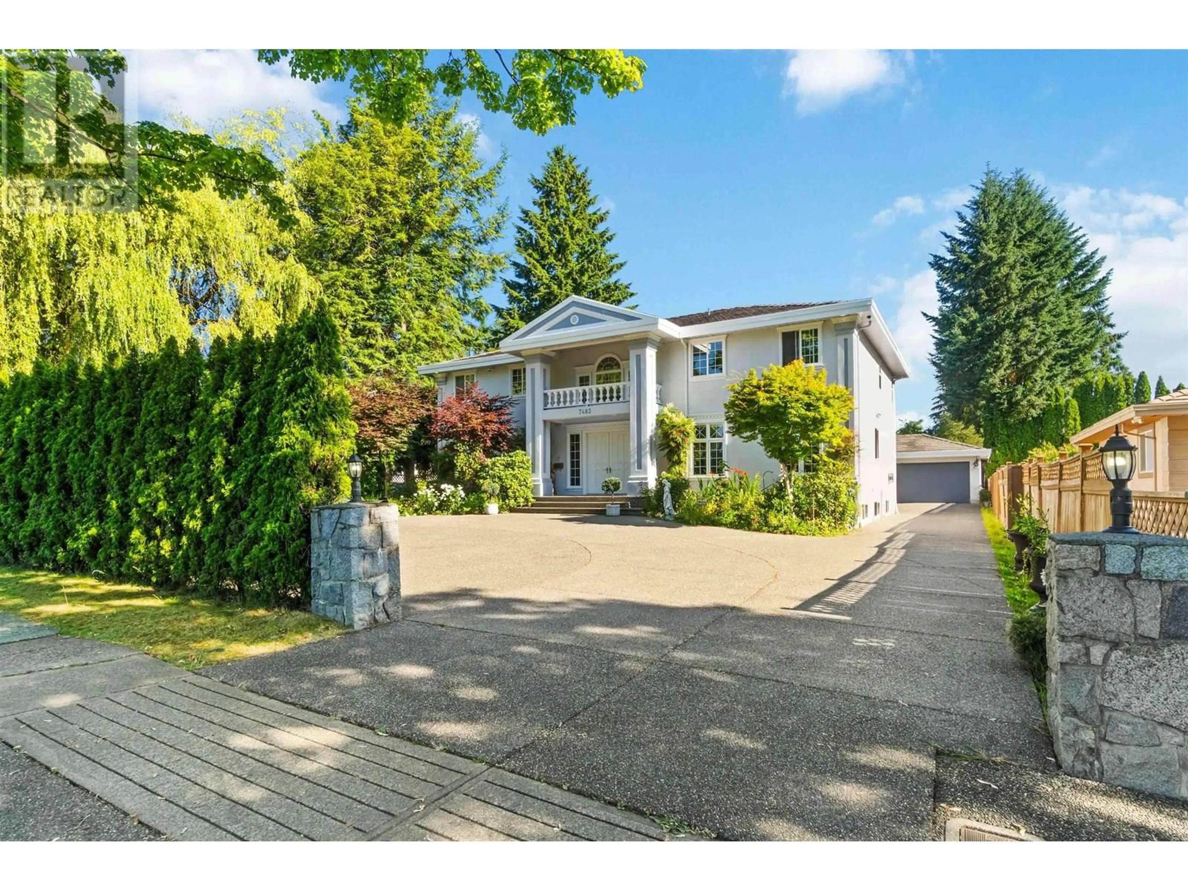 A pic from outside/outdoor area/front of a property/back of a property/a pic from drone, street for 7483 GOVERNMENT ROAD, Burnaby British Columbia V5A2C5