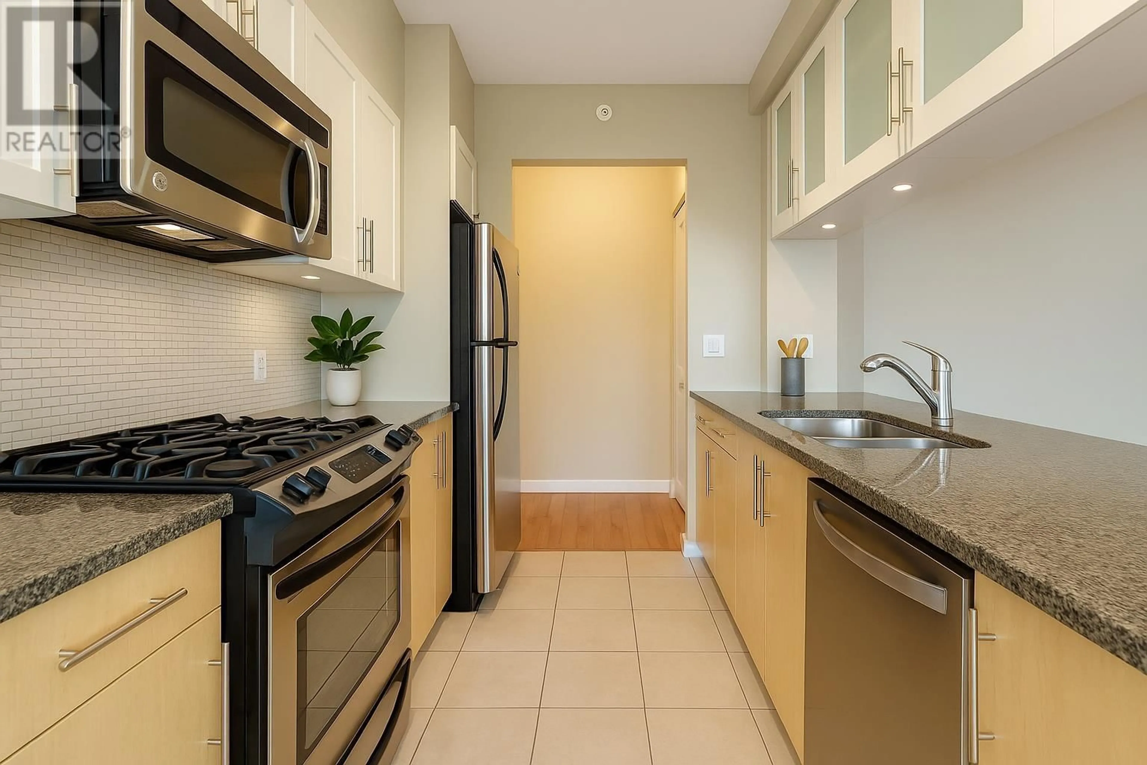 Standard kitchen, ceramic/tile floor for 906 - 6351 BUSWELL STREET, Richmond British Columbia V6Y0A4
