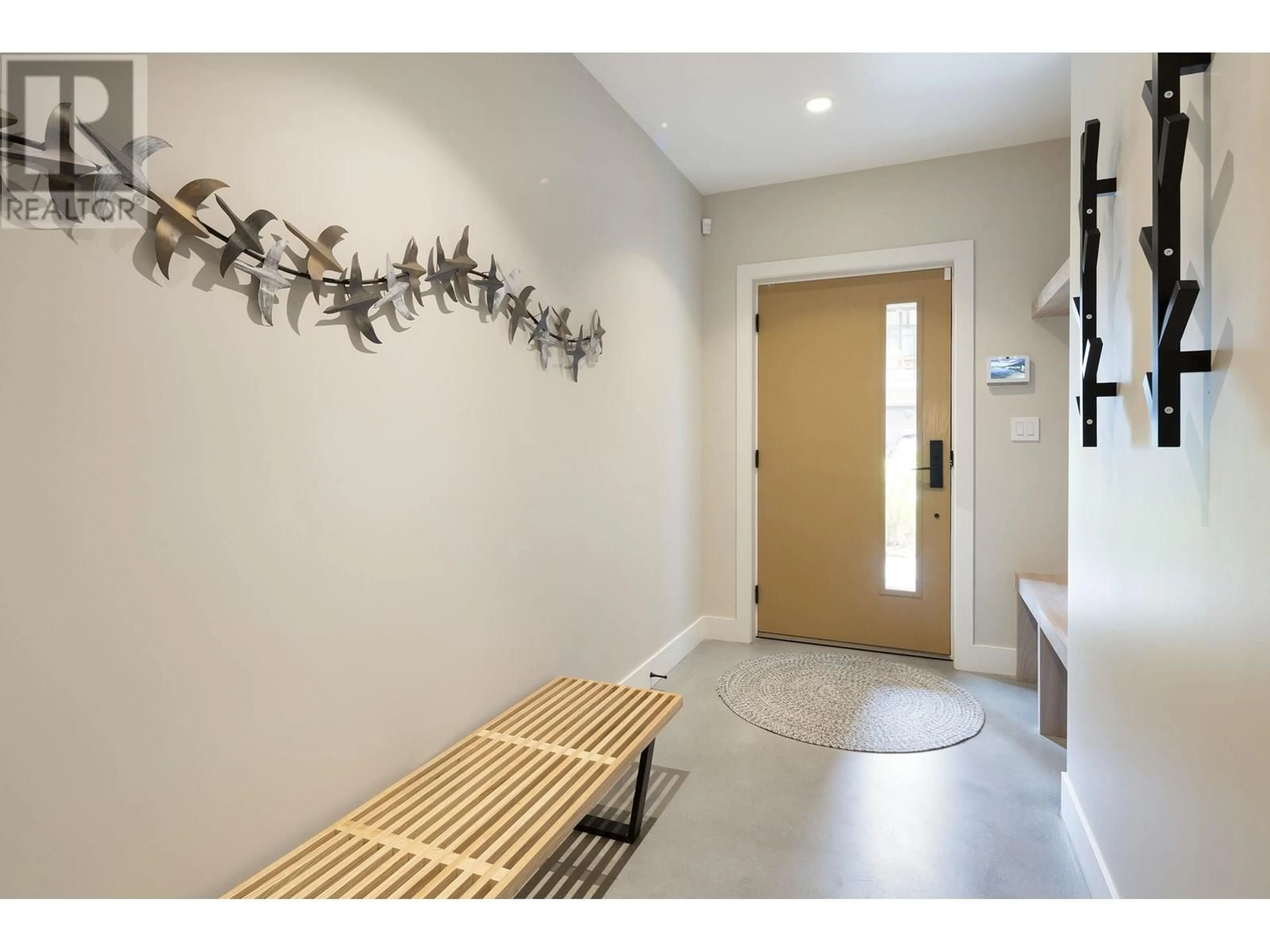 Indoor entryway for 8 - 1350 CLOUDBURST DRIVE, Whistler British Columbia V0N1B1