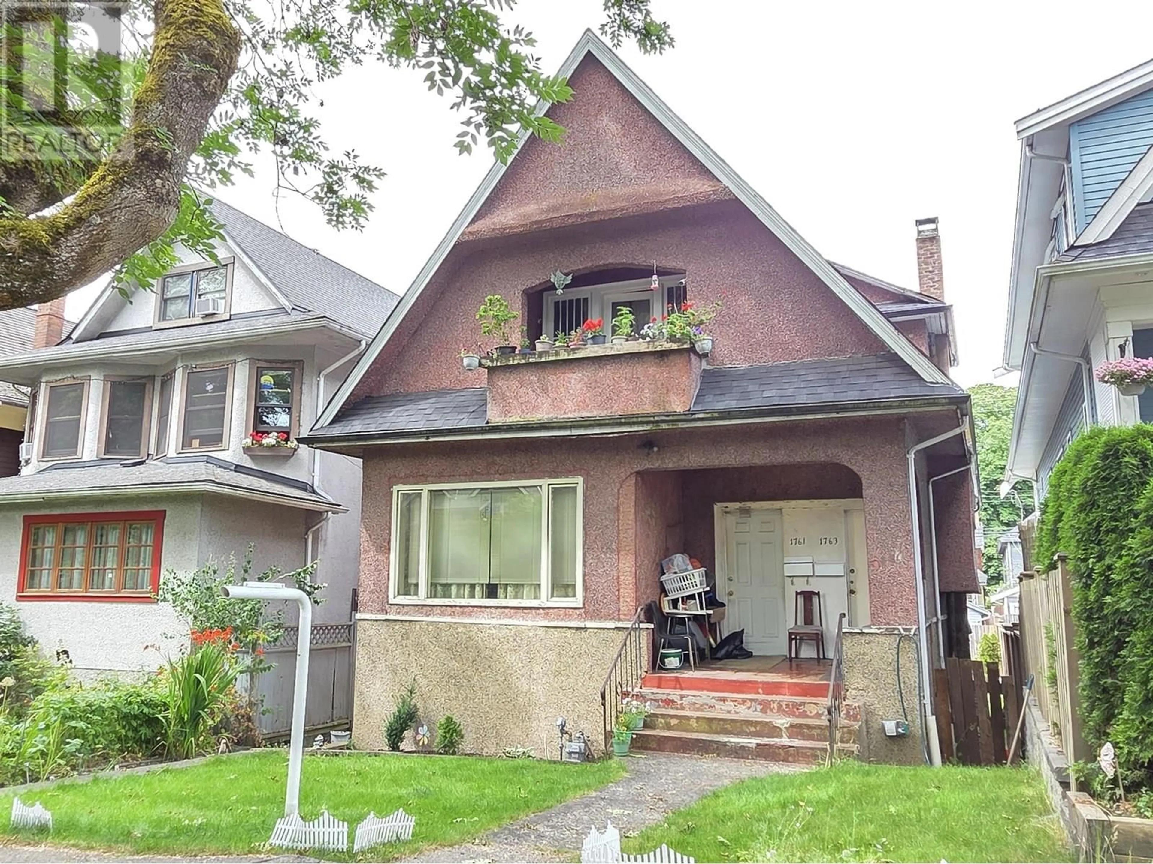 Home with brick exterior material, street for 1761 WILLIAM STREET, Vancouver British Columbia V5L2R5