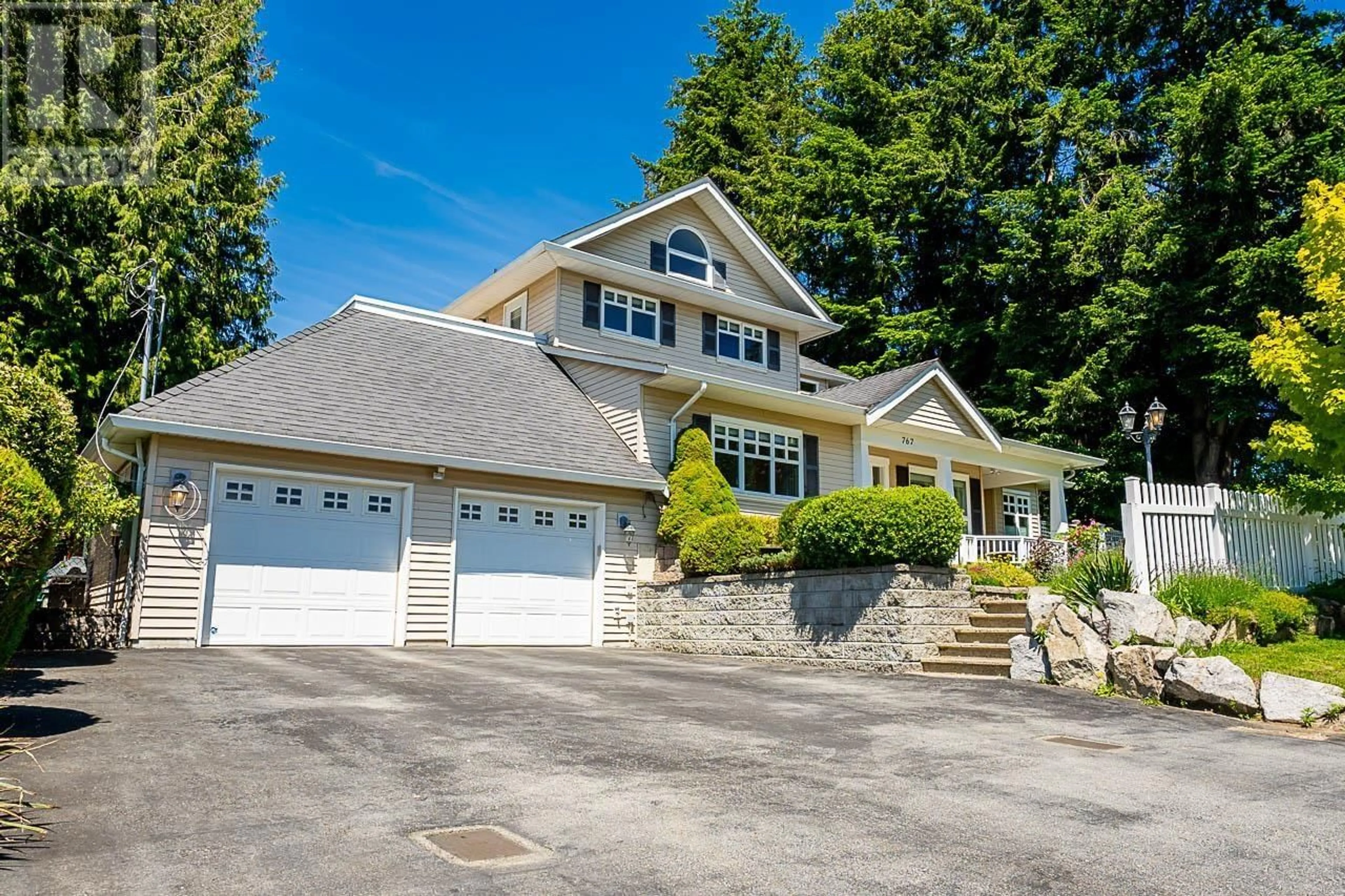 Home with vinyl exterior material, street for 767 EDGAR AVENUE, Coquitlam British Columbia V3K2J3