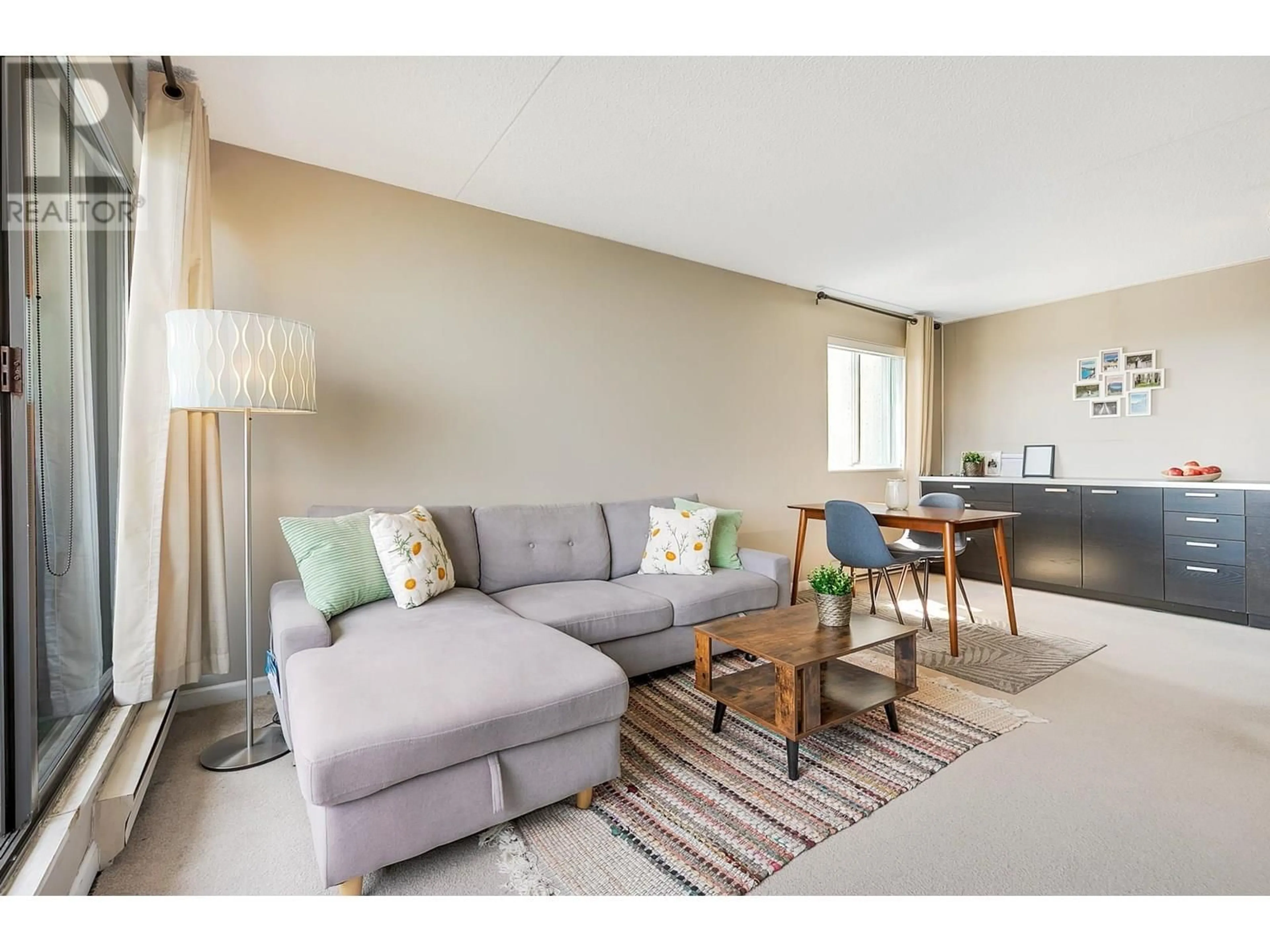 Living room with furniture, unknown for 1103 - 110 4TH STREET, North Vancouver British Columbia V7M3H3