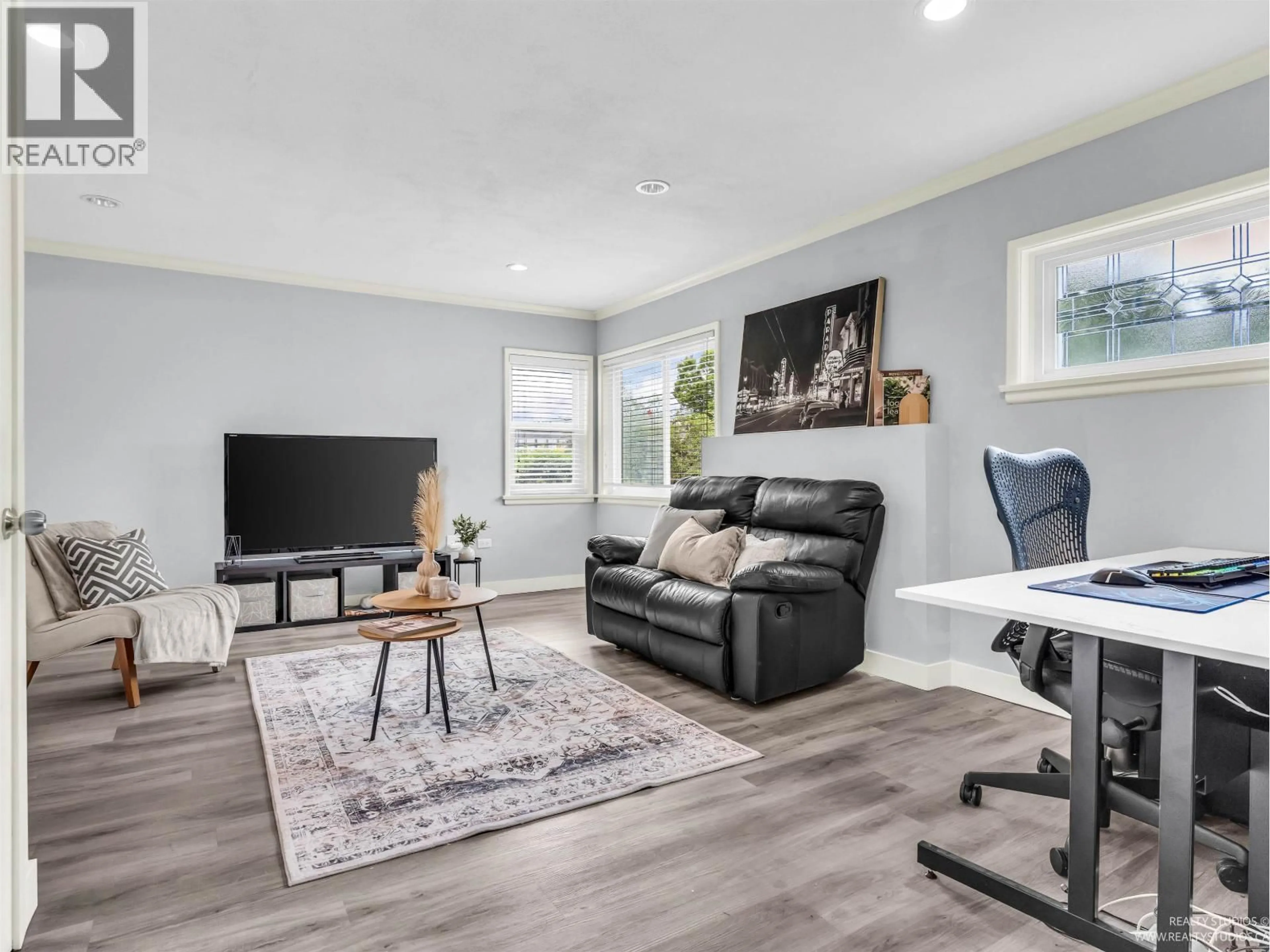 Living room with furniture, unknown for 45 RENFREW STREET, Vancouver British Columbia V5K4A5