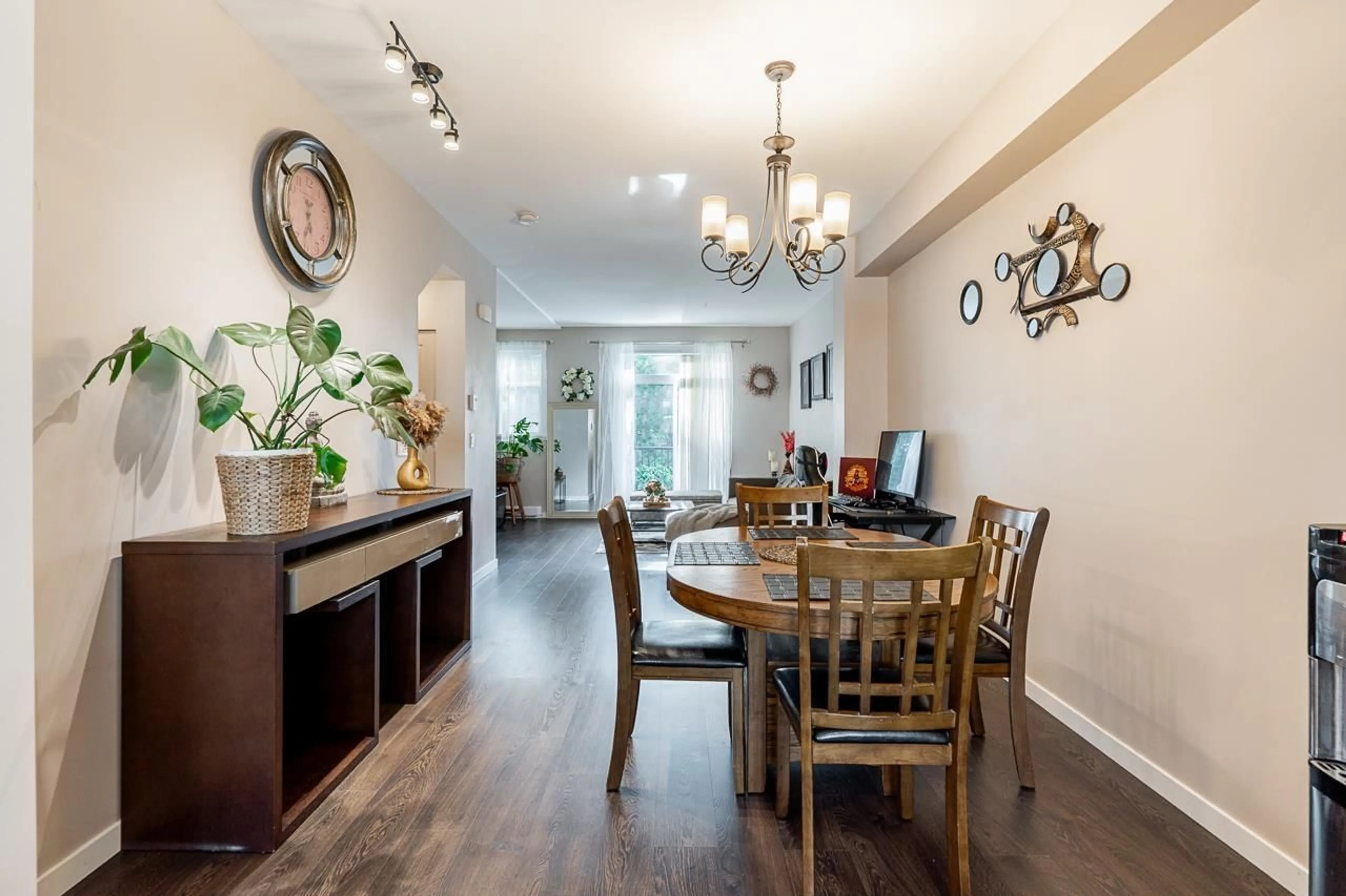 Dining room, wood/laminate floor for 9 - 8355 164, Surrey British Columbia V4N1E3