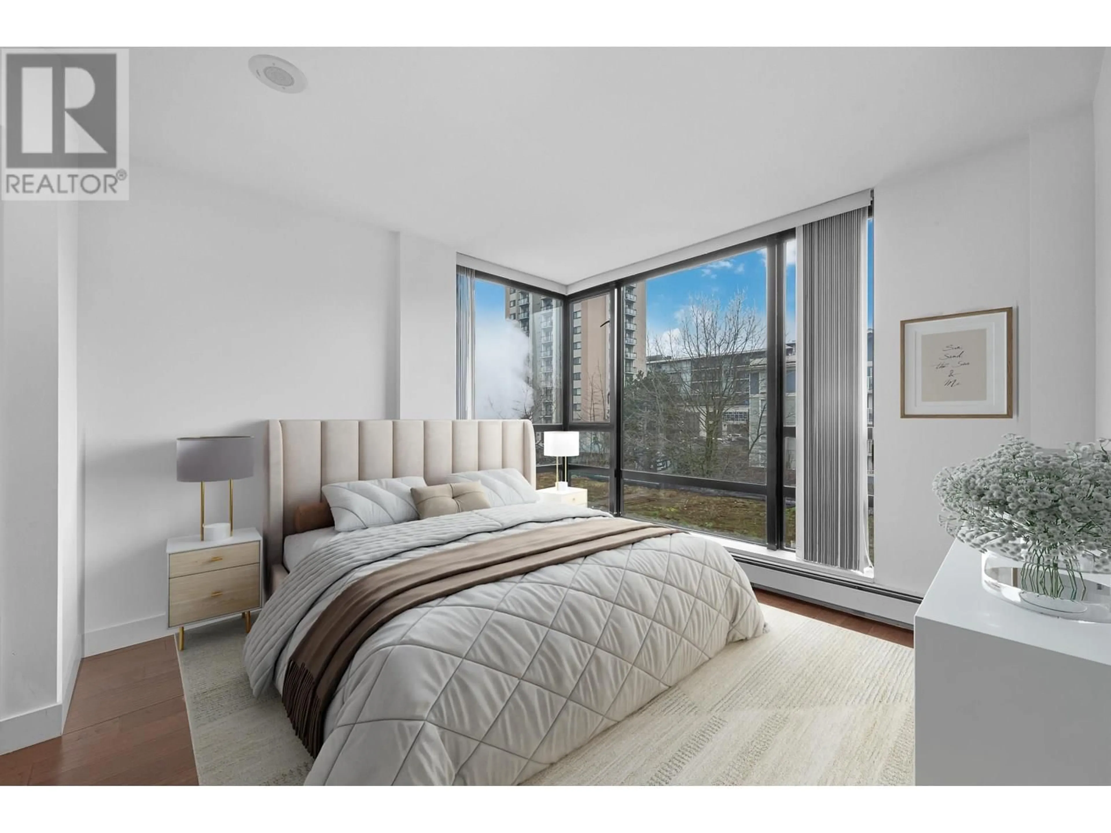 Bedroom with bed, unknown for 605 - 151 2ND STREET, North Vancouver British Columbia V7M3P1