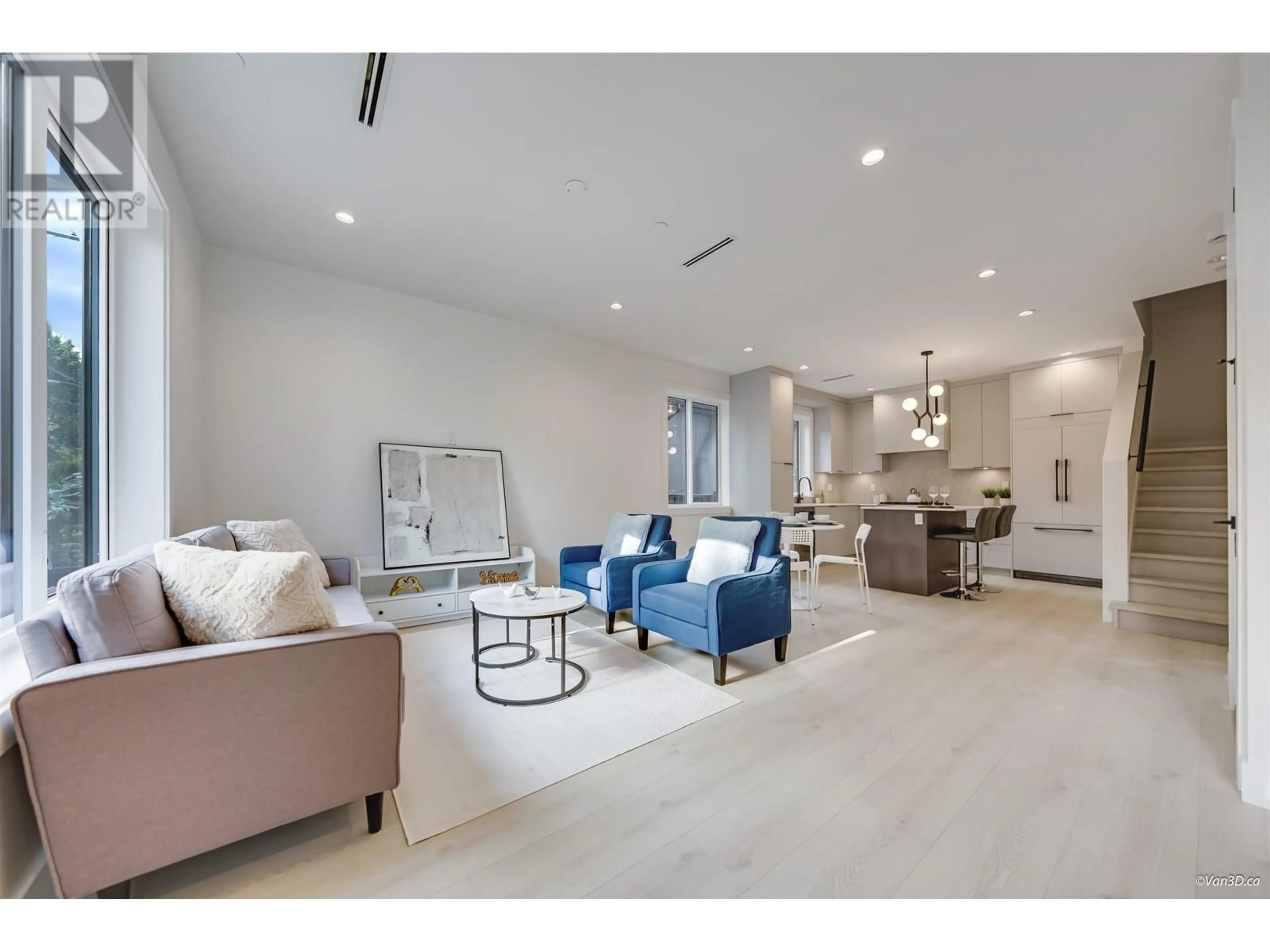 Living room with furniture, unknown for 2 - 7180 ONTARIO STREET, Vancouver British Columbia V5X3B6