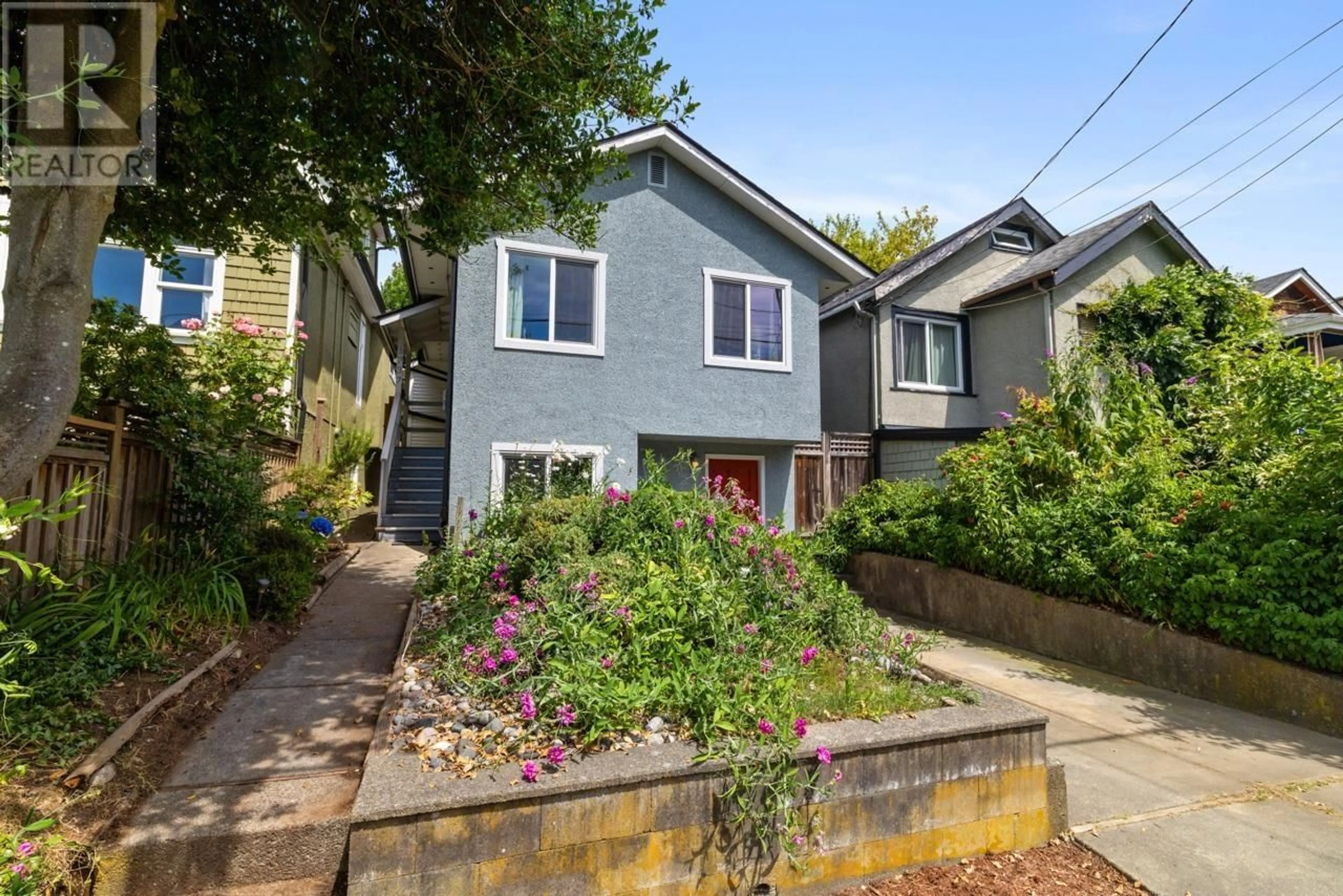Unknown for 1737 5TH AVENUE, Vancouver British Columbia V5N1L9