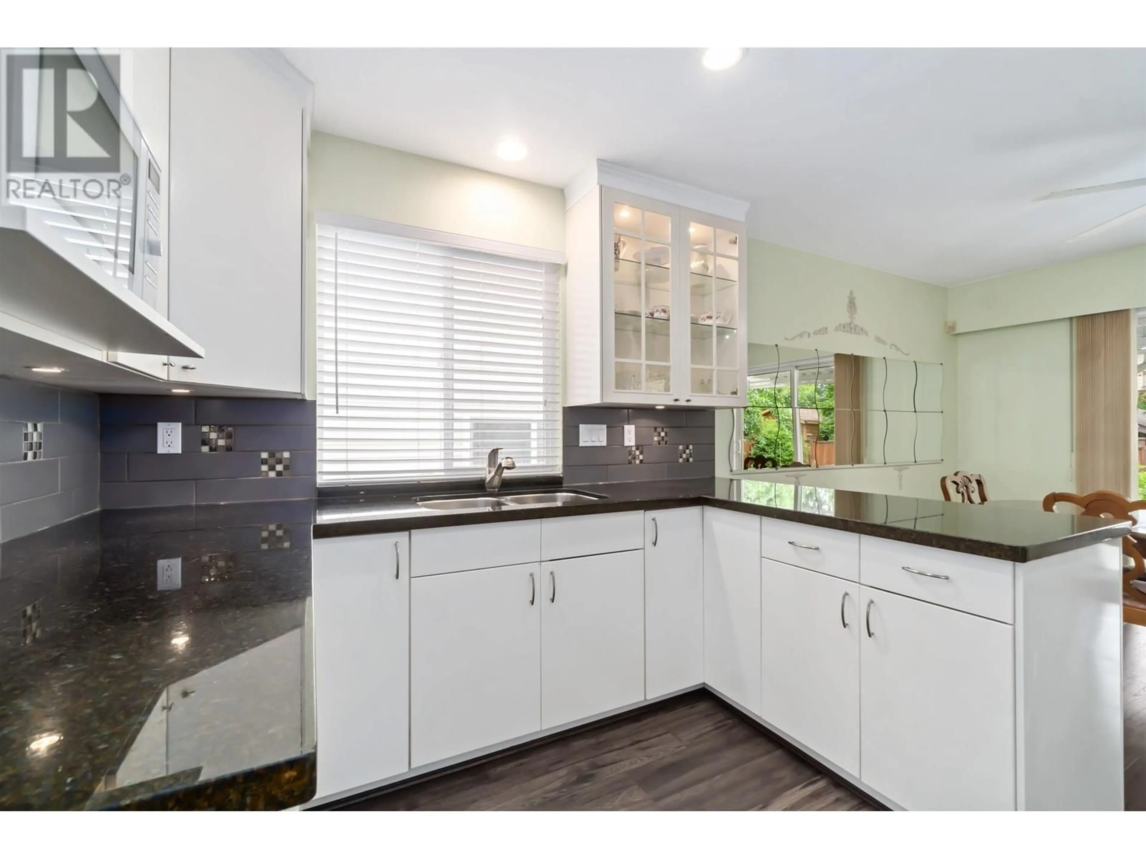Standard kitchen, unknown for 1781 SUFFOLK AVENUE, Port Coquitlam British Columbia V3B5G6