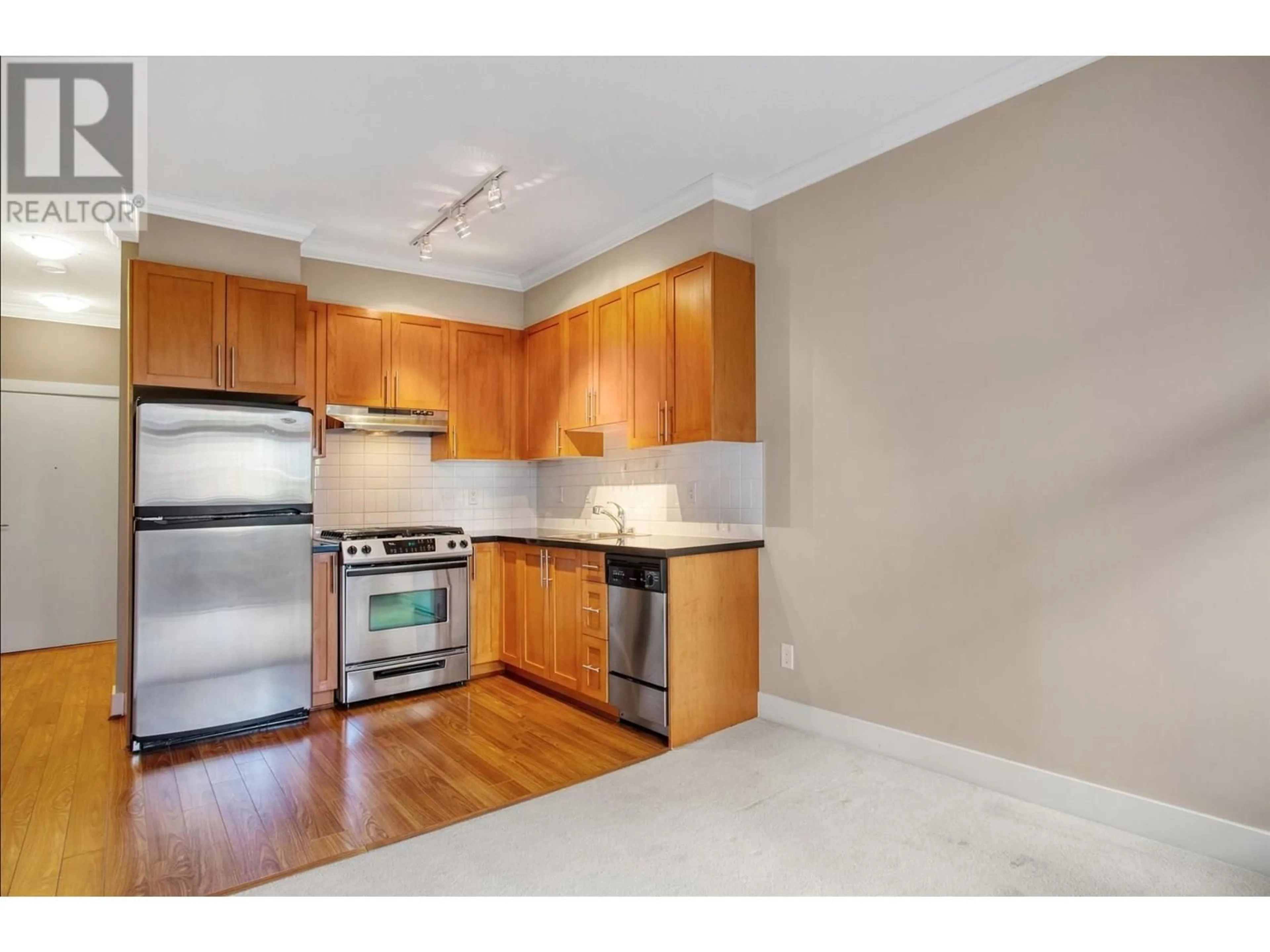 Standard kitchen, unknown for 221 - 2250 WESBROOK MALL, Vancouver British Columbia V6T0A6