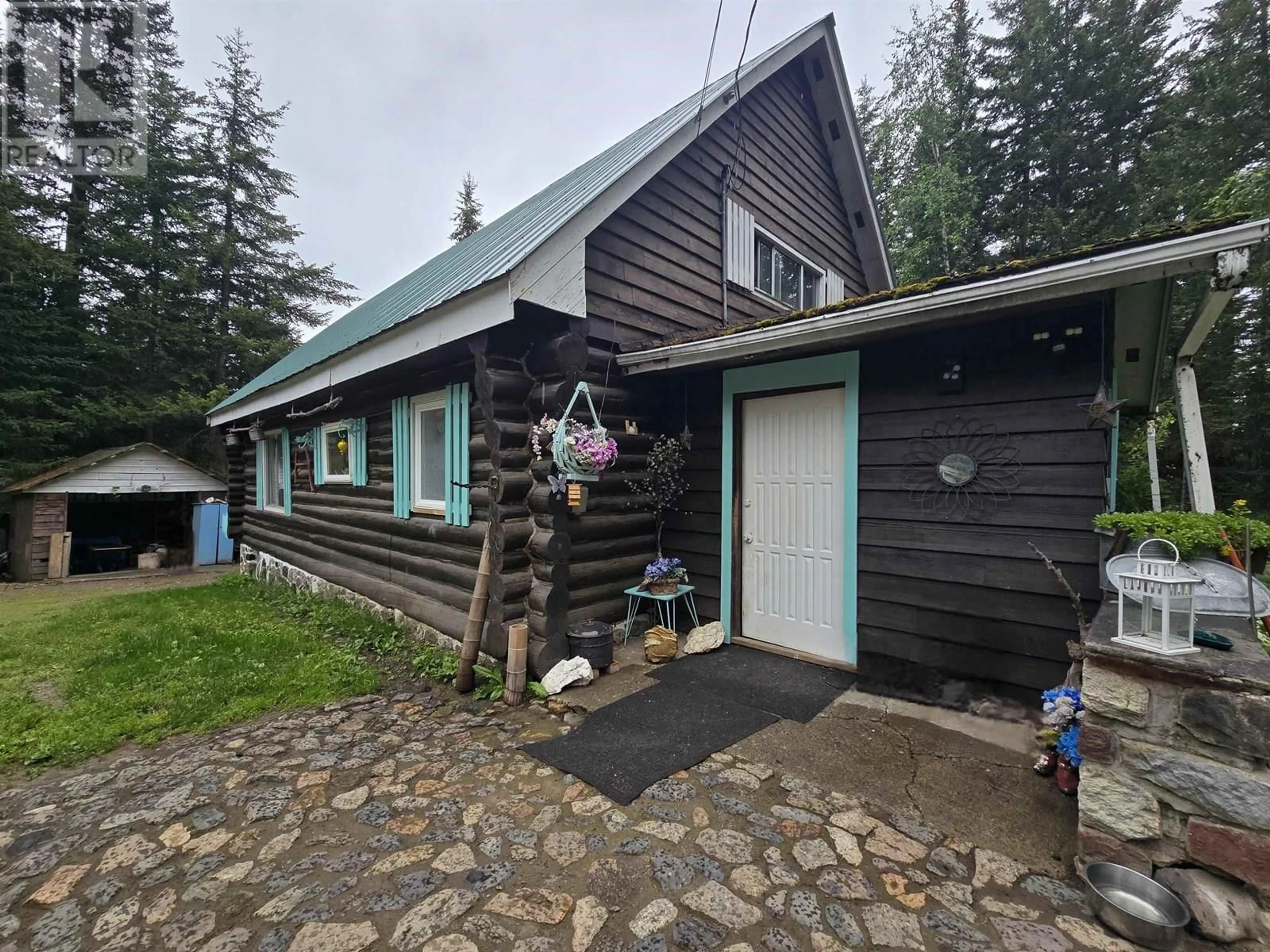 A pic from outside/outdoor area/front of a property/back of a property/a pic from drone, unknown for 6178 HIGGINS LAKE ROAD, Deka Lake / Sulphurous / Hathaway Lakes British Columbia V0K1X3