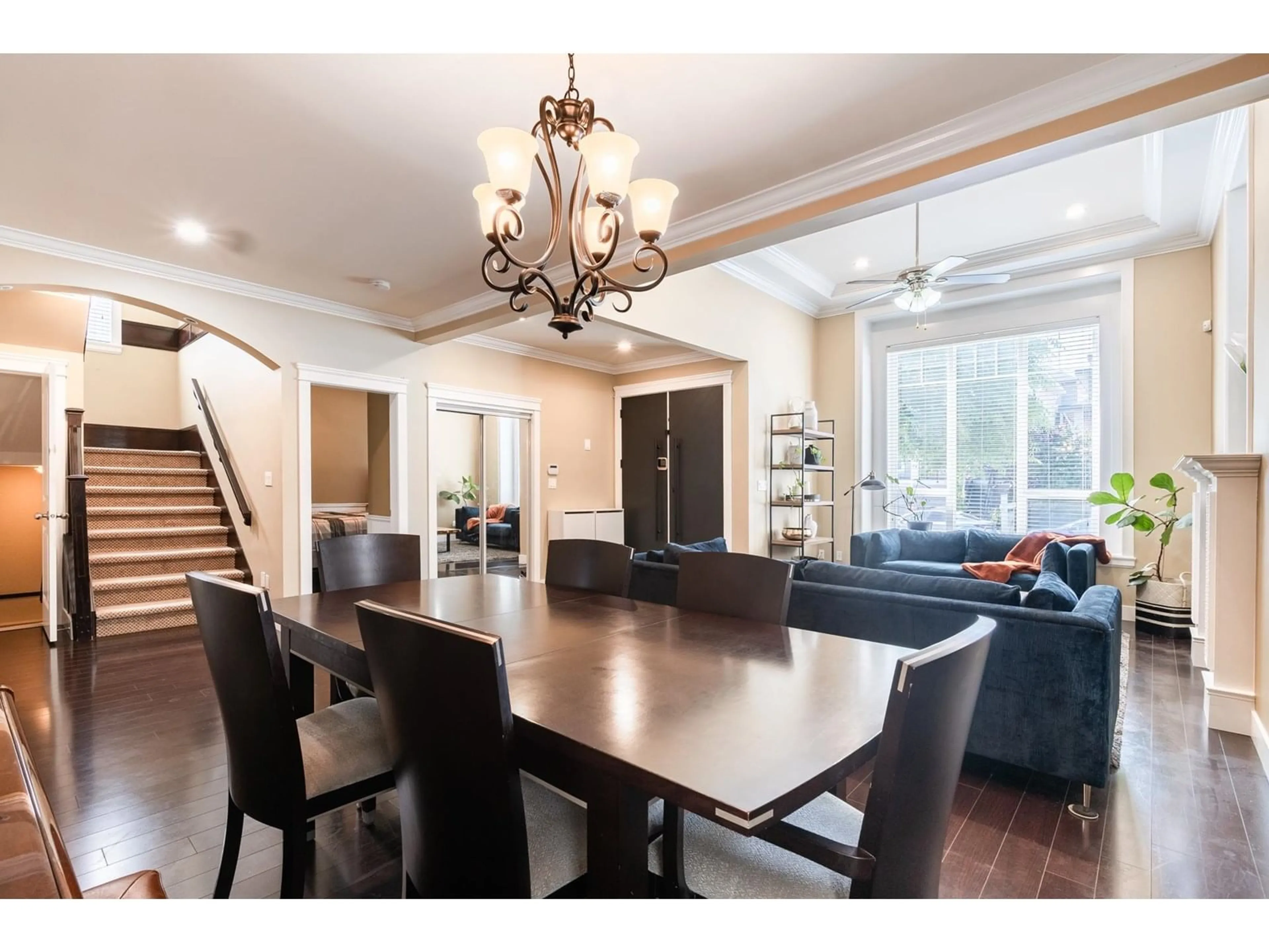Dining room, wood/laminate floor for 14239 62, Surrey British Columbia V3X0B8