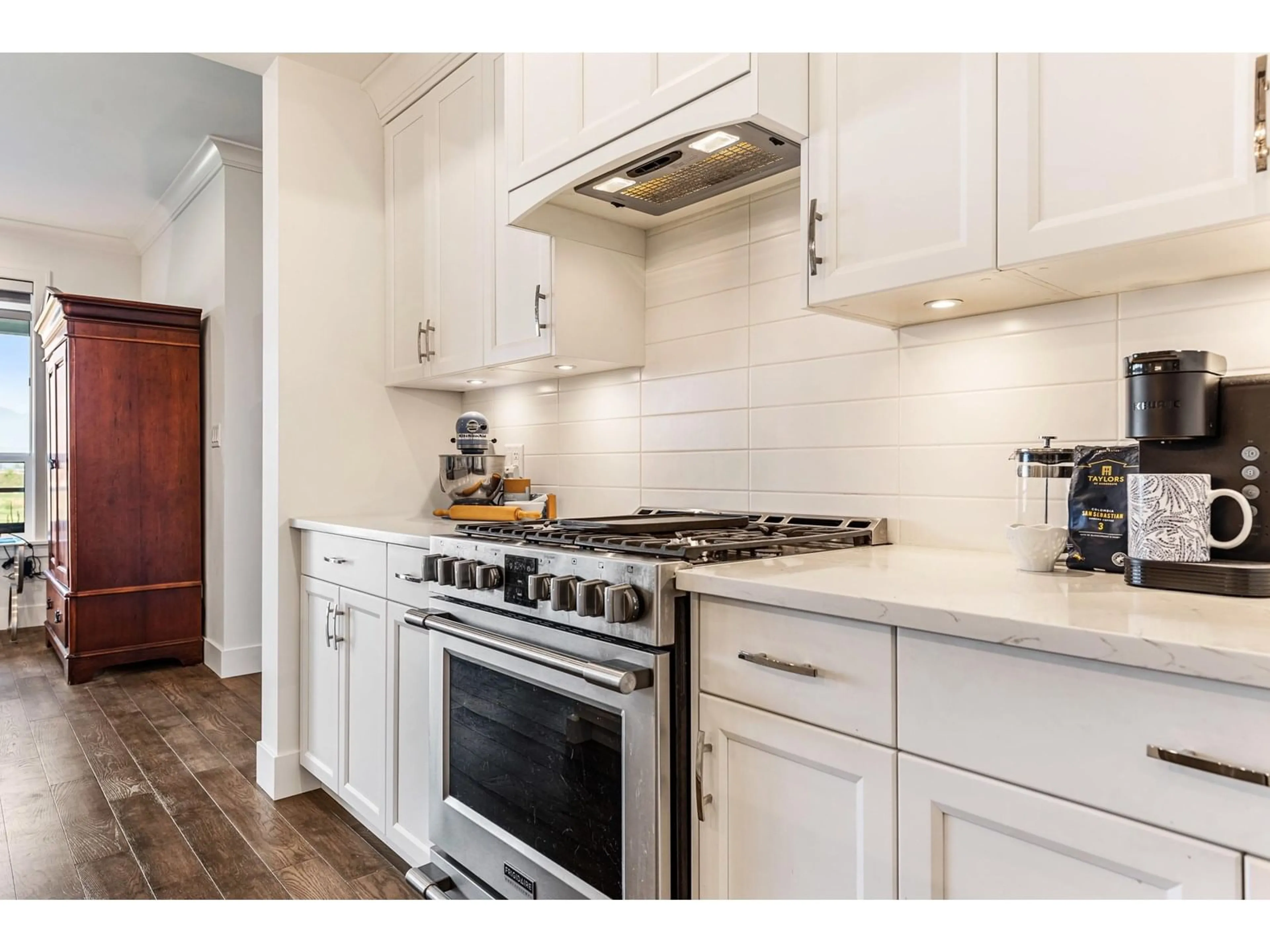 Open concept kitchen, unknown for 71 - 50778 LEDGESTONE PLACE, Chilliwack British Columbia V2P0E7