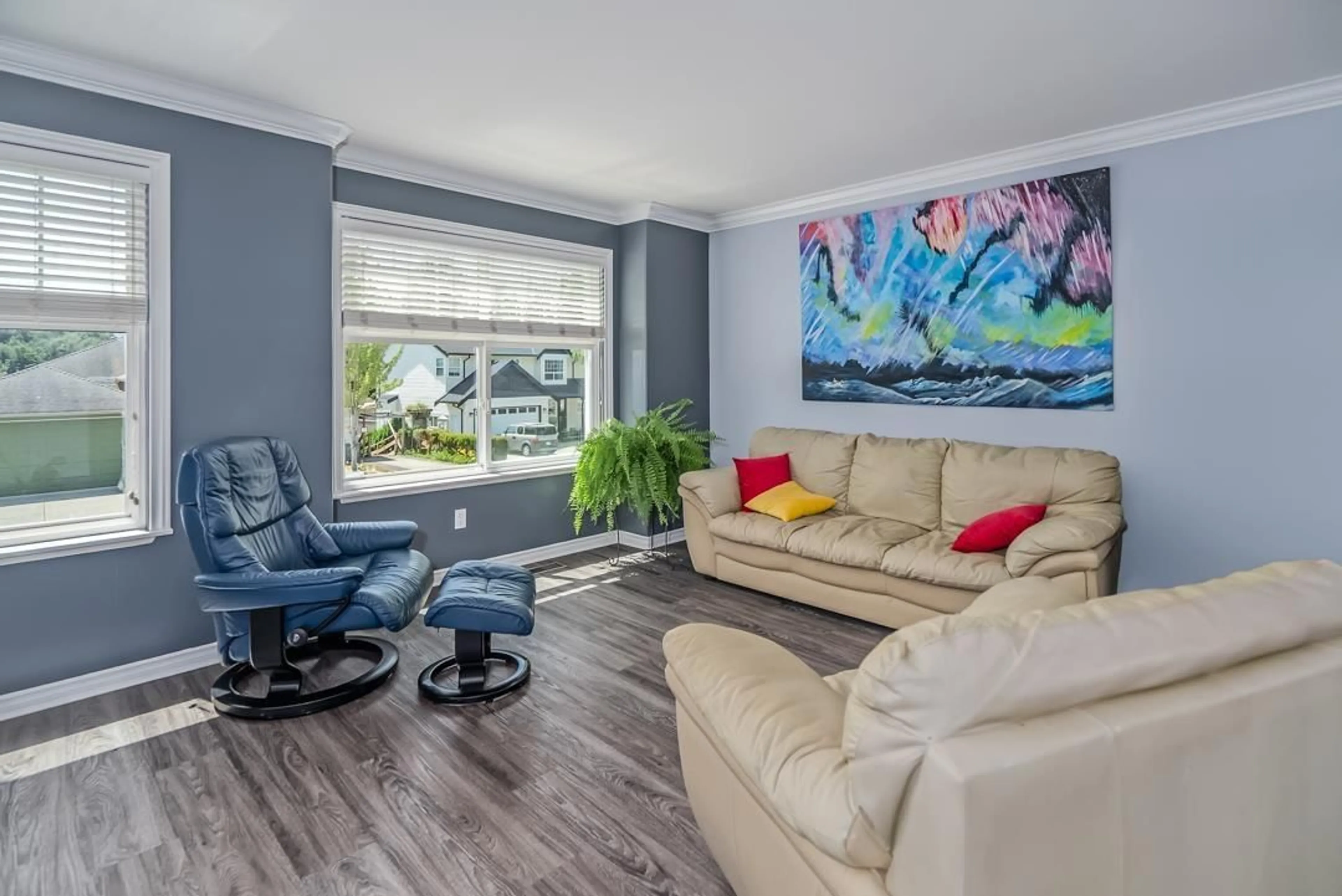Living room with furniture, unknown for 3334 MCKINLEY, Abbotsford British Columbia V2S8M8