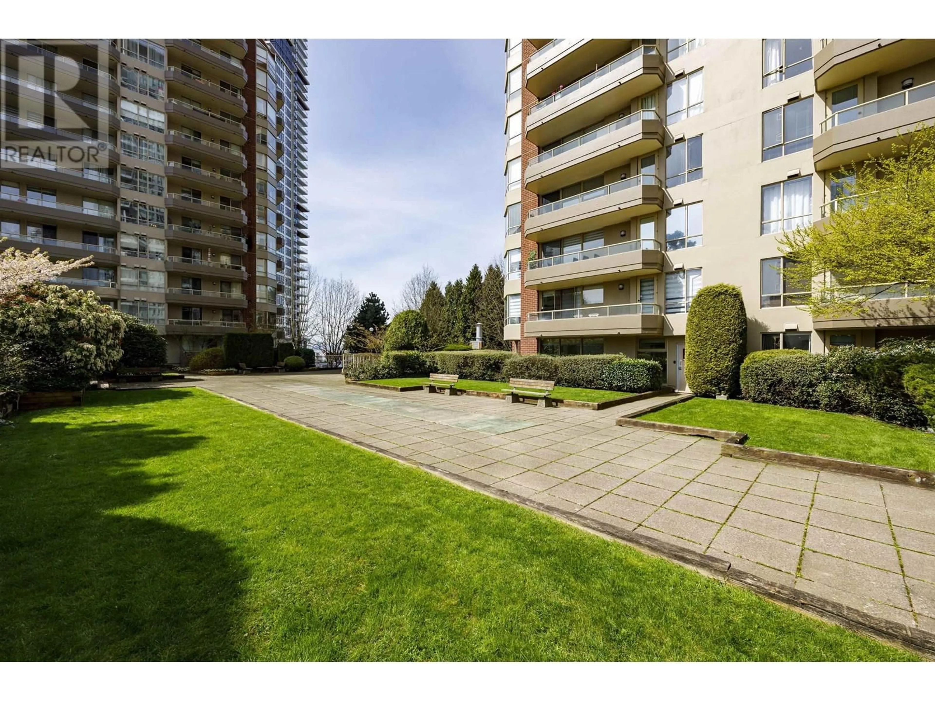 Patio, street for 903 - 738 FARROW STREET, Coquitlam British Columbia V3J7V4