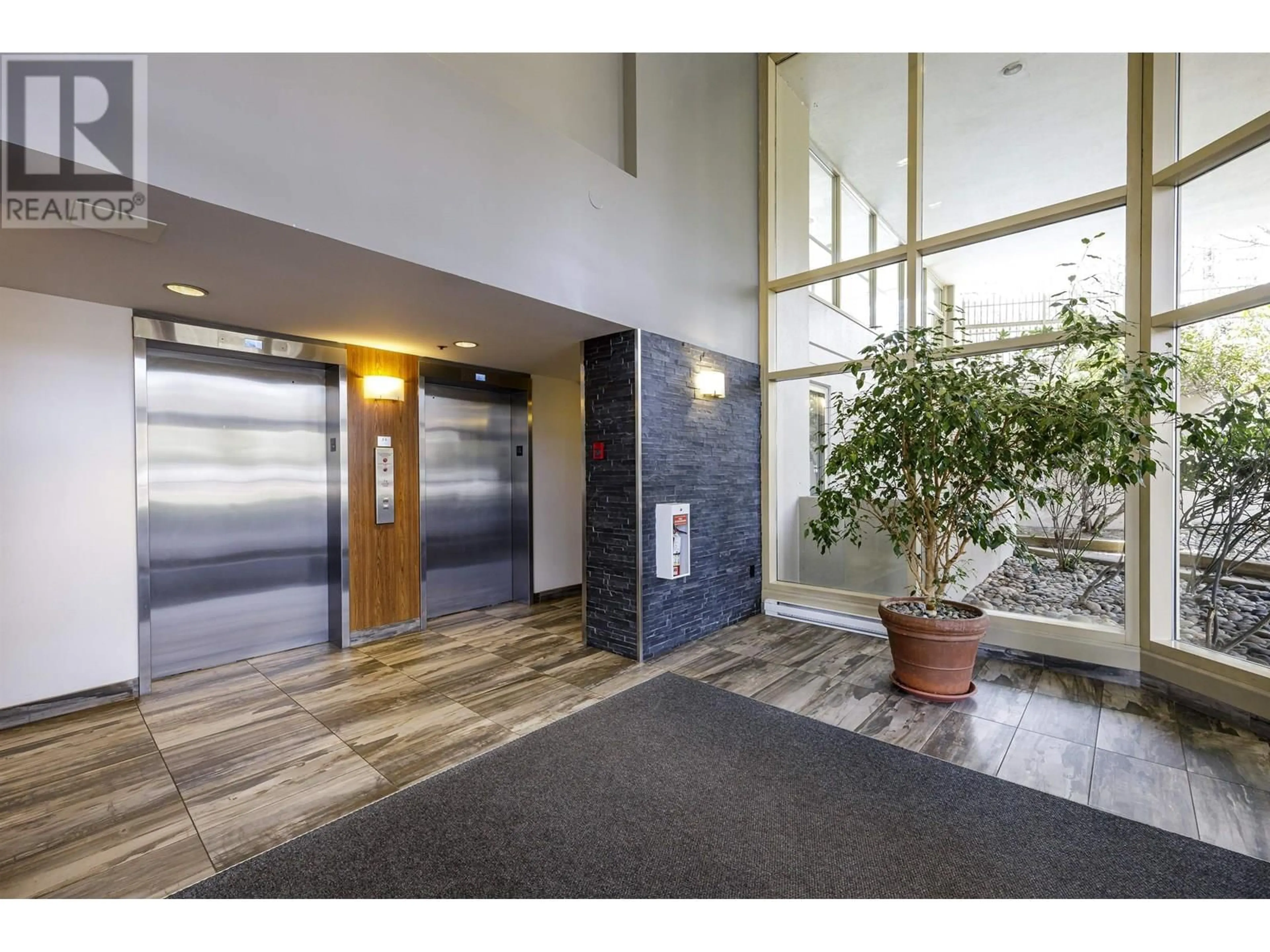 Indoor foyer for 903 - 738 FARROW STREET, Coquitlam British Columbia V3J7V4
