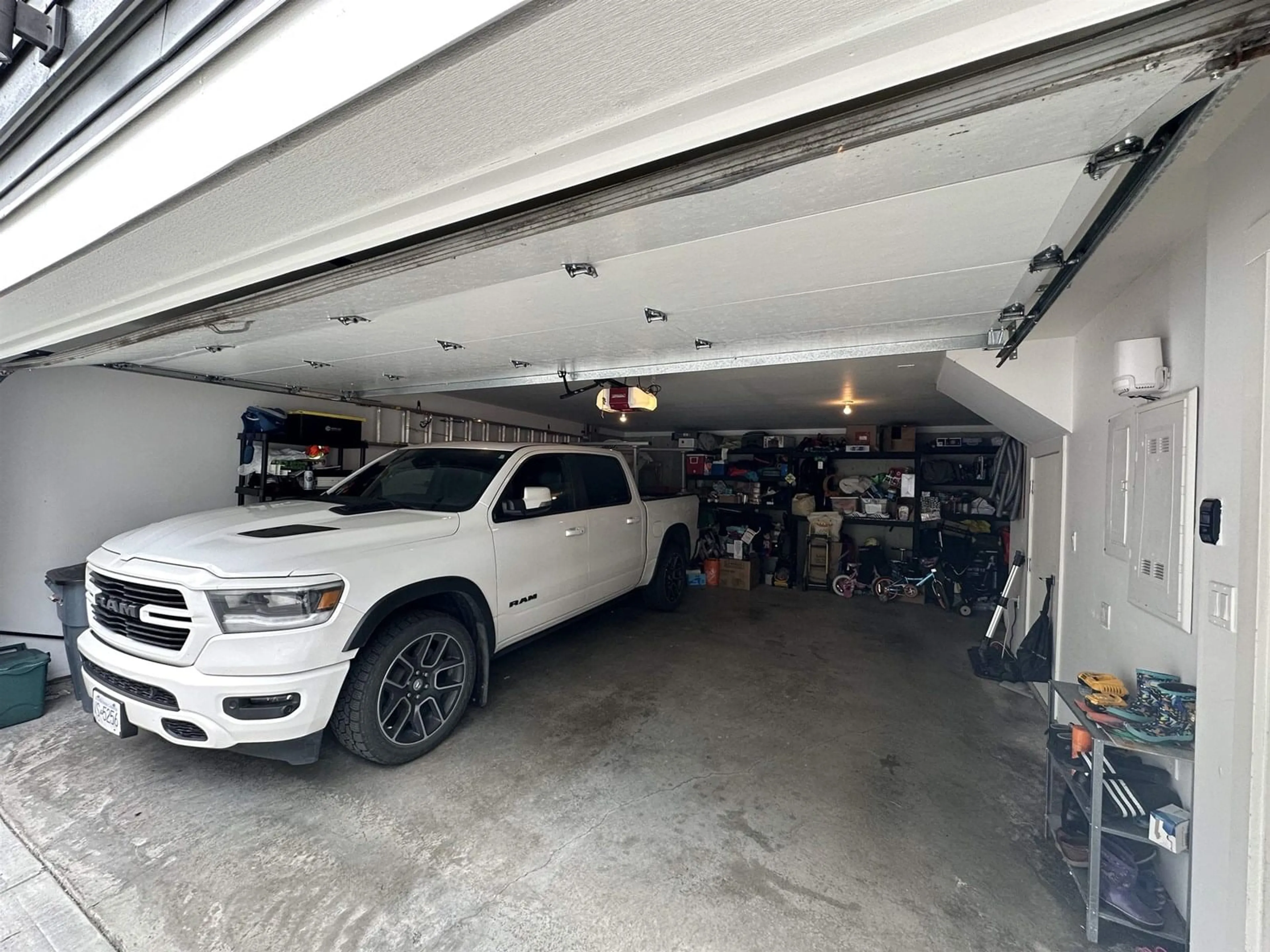 Indoor garage for 12 - 7665 209, Langley British Columbia V2Y0V2