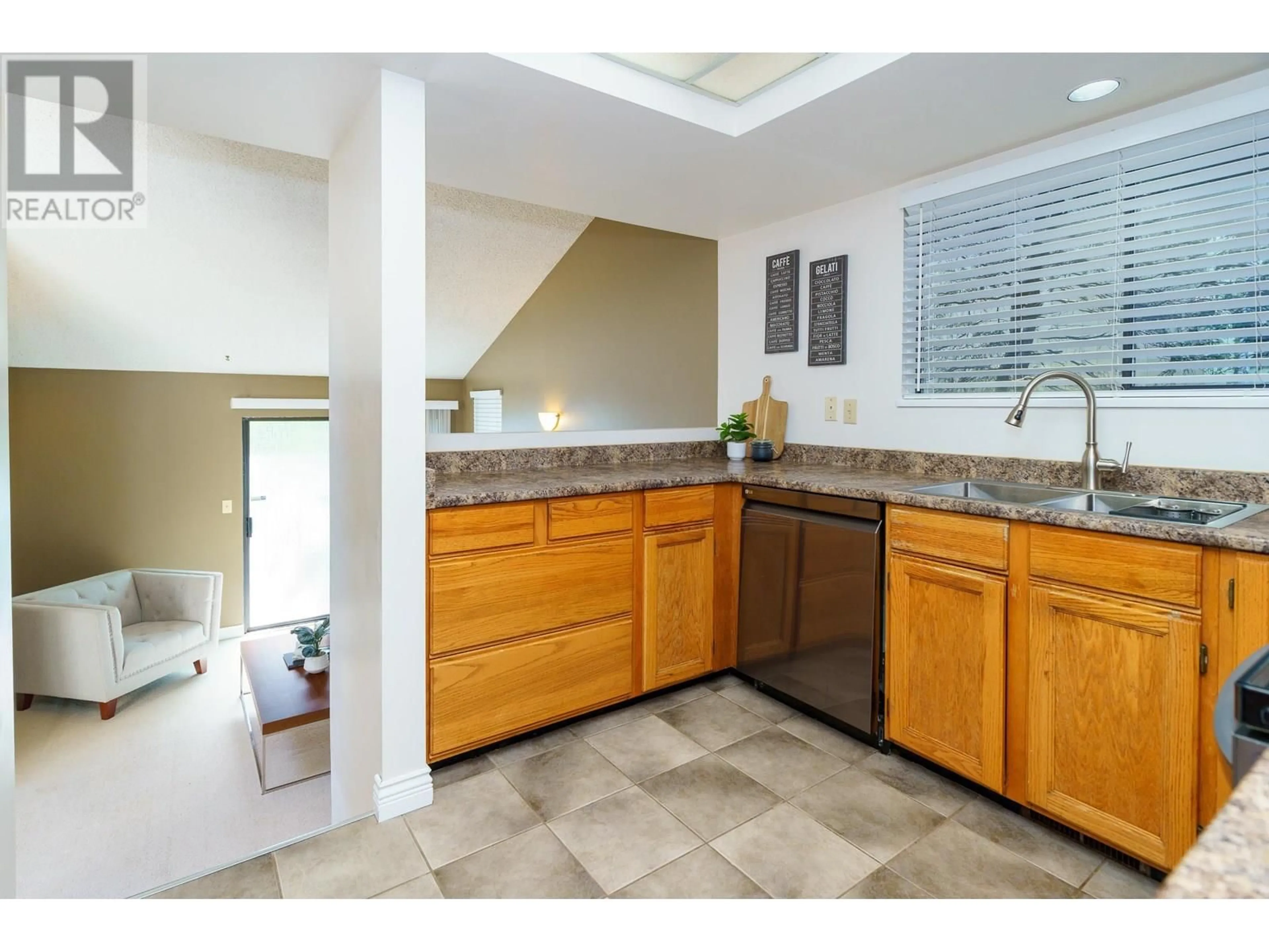 Unknown for 1261 LANSDOWNE DRIVE, Coquitlam British Columbia V3E1S6