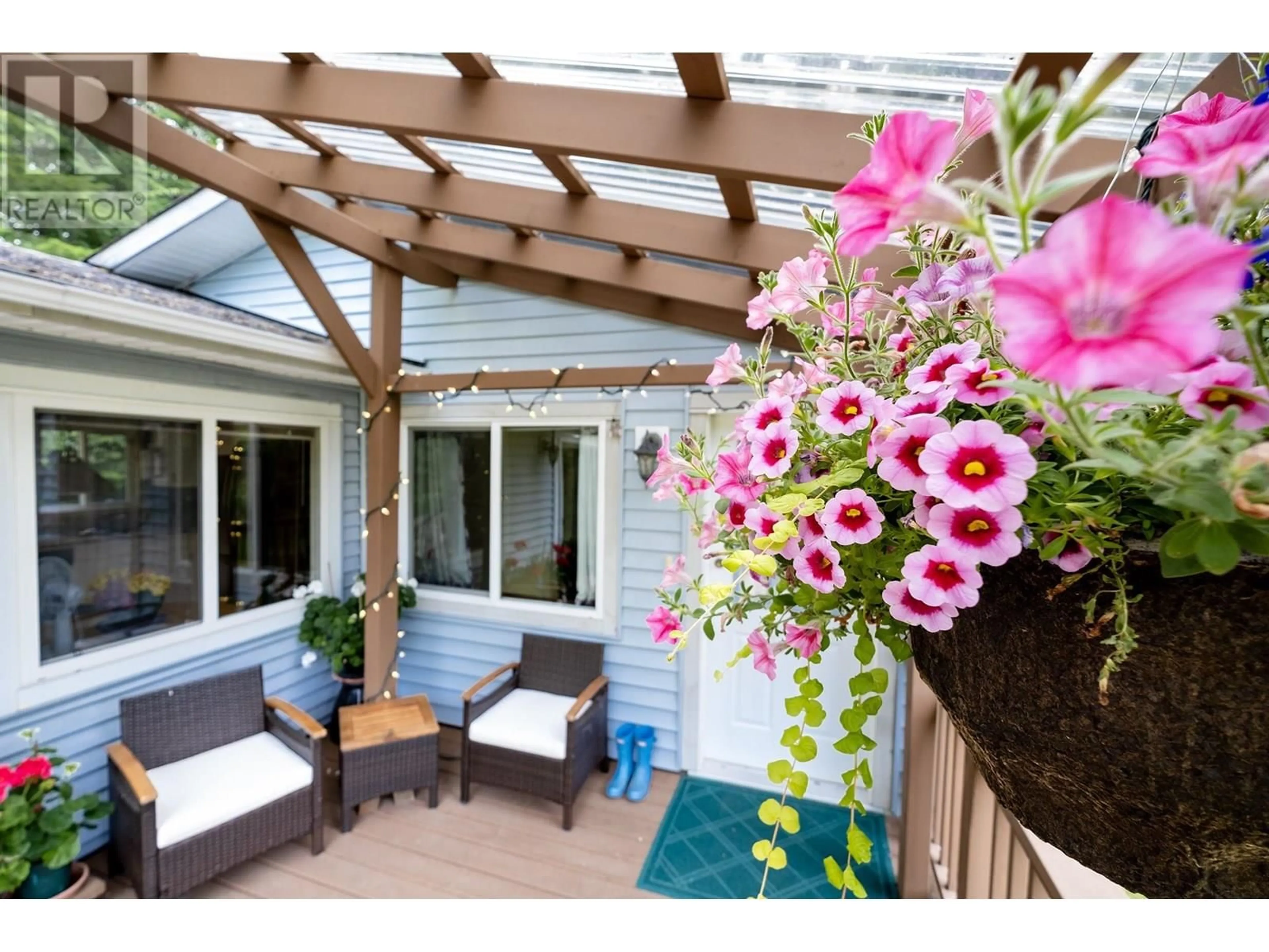Patio, street for 1632 PELL ROAD, Roberts Creek British Columbia V0N2W1