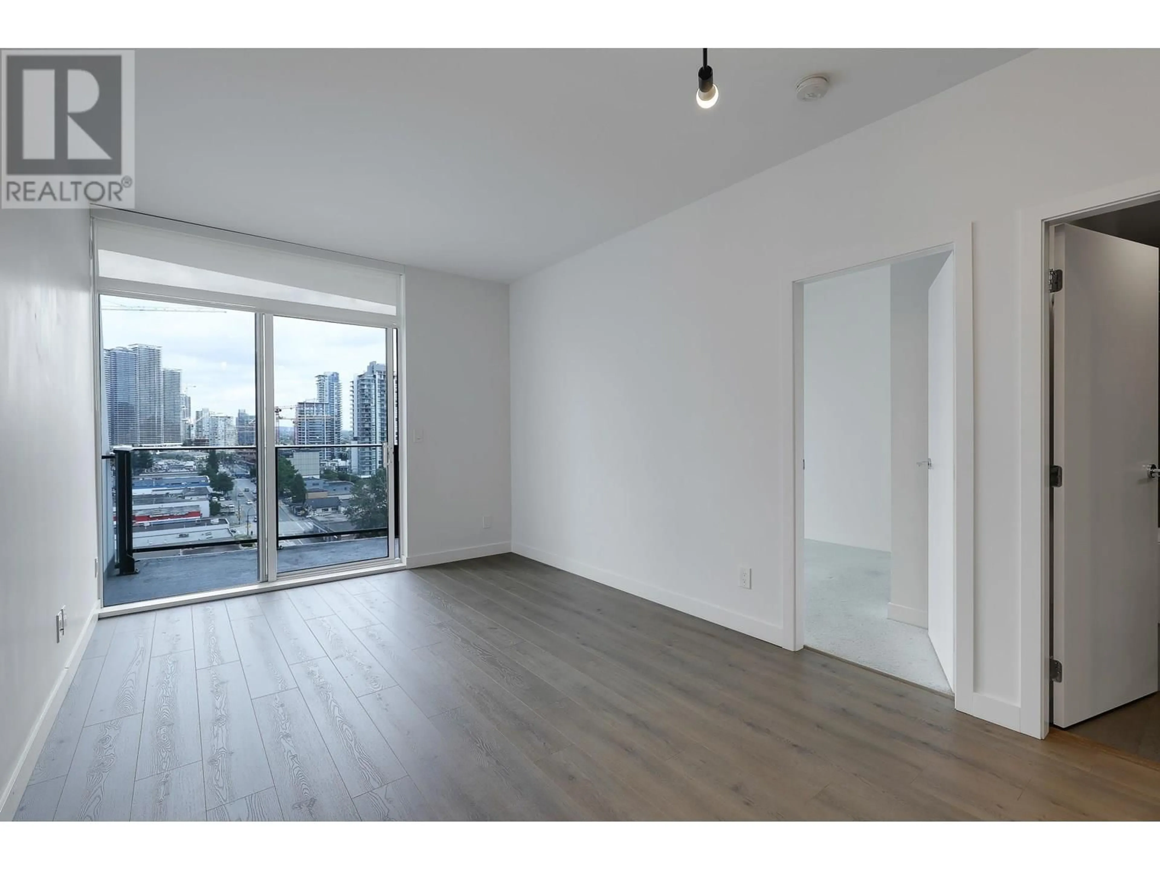 A pic of a room for 1308 - 2181 MADISON AVENUE, Burnaby British Columbia V5C0N4