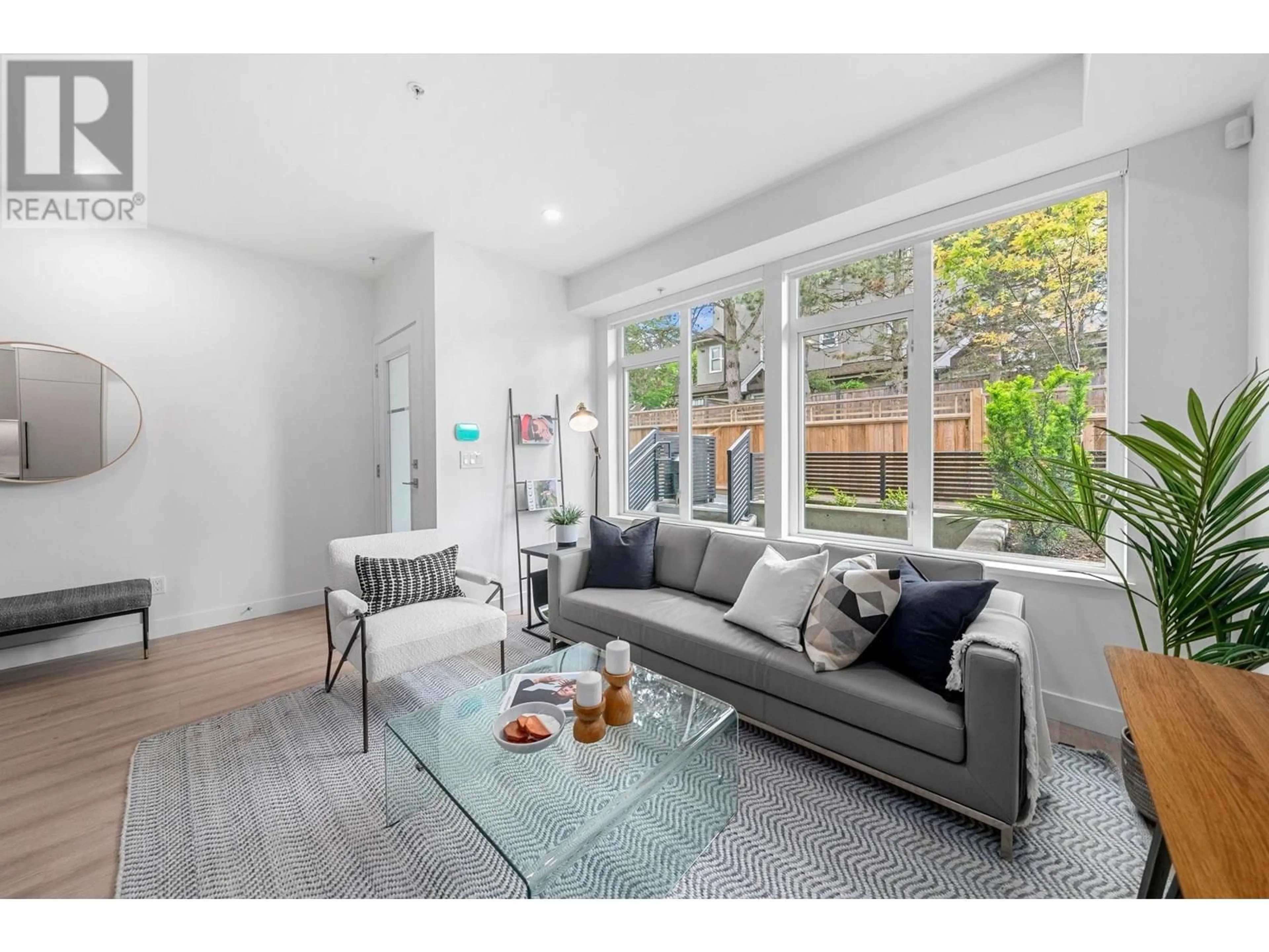 Living room with furniture, unknown for 112 - 7161 17TH AVENUE, Burnaby British Columbia V3N0K1