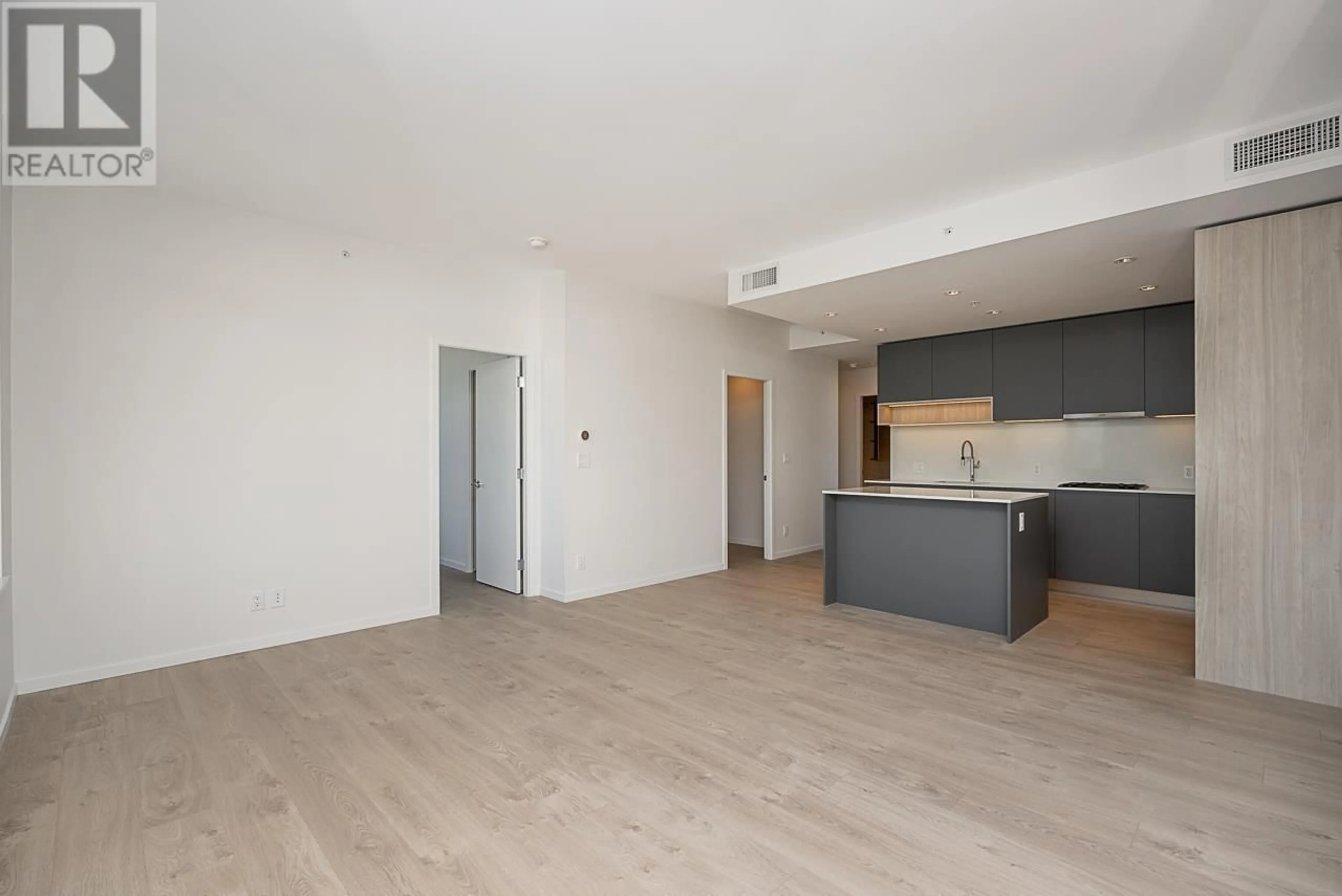 A pic of a room for 1013 - 6808 MINORU BOULEVARD, Richmond British Columbia V6Y0M7