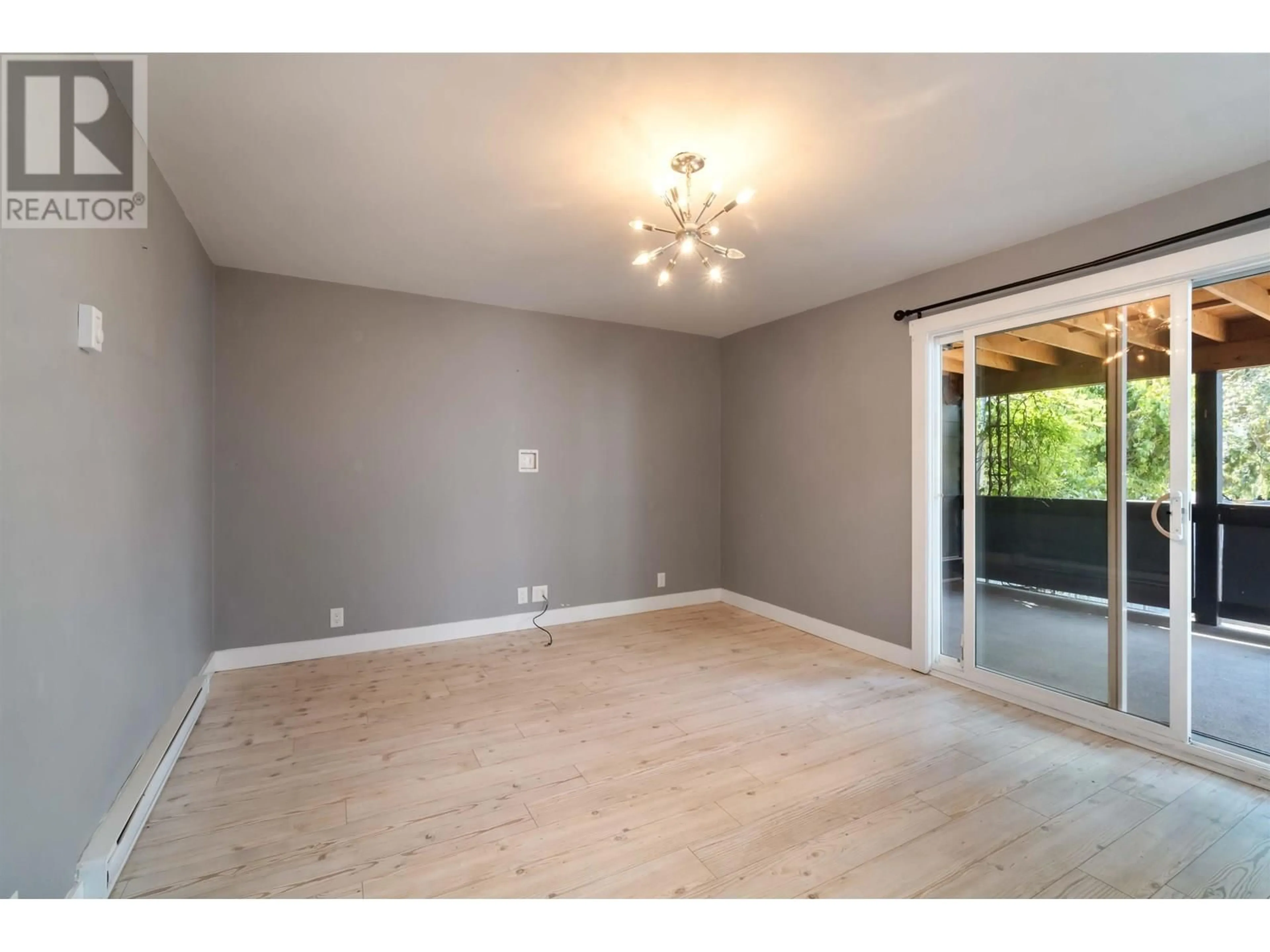 A pic of a room for 242 26TH AVENUE, Vancouver British Columbia V5V2H3