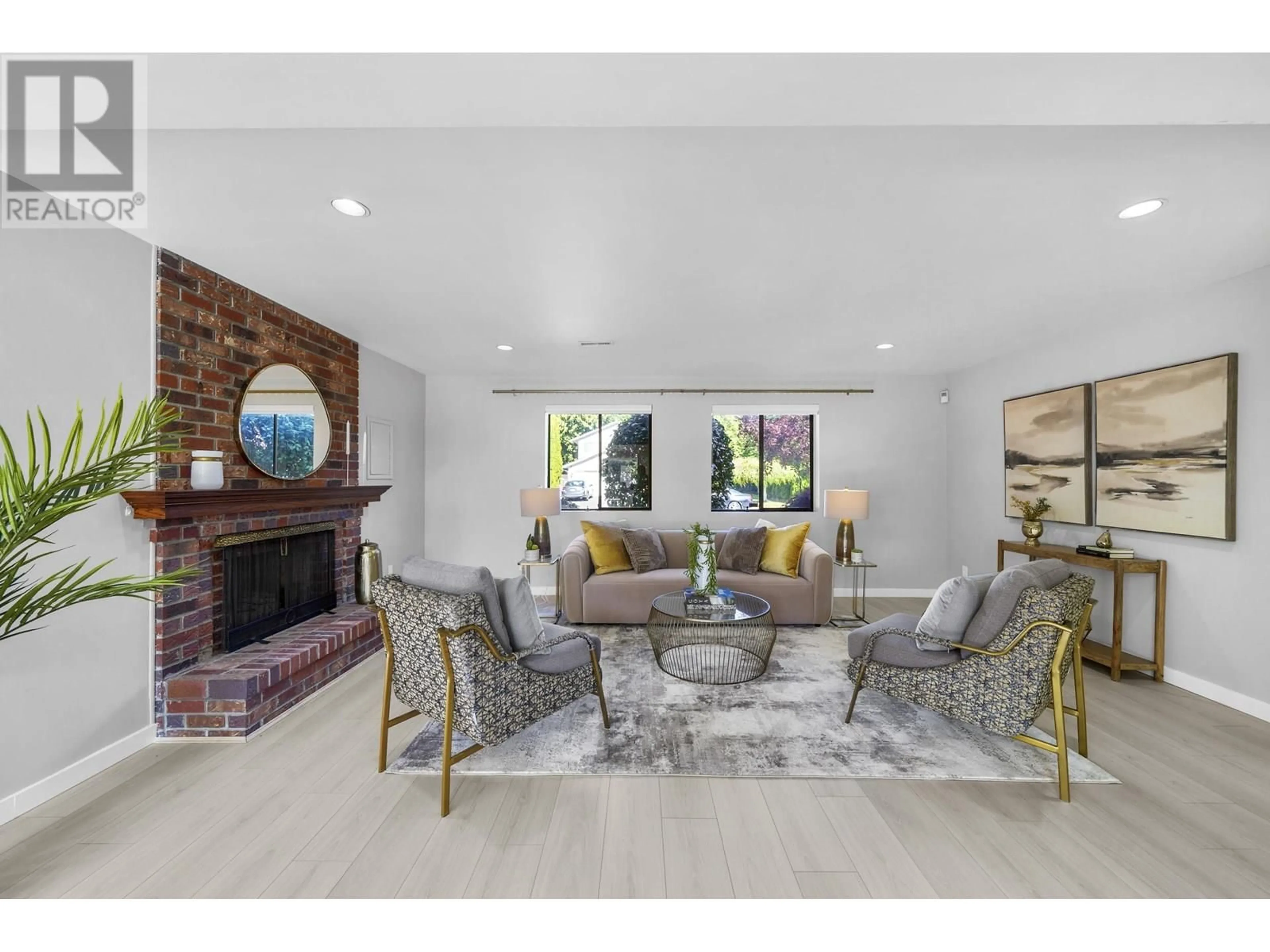 Living room with furniture, unknown for 6291 YEATS CRESCENT, Richmond British Columbia V7E4E1