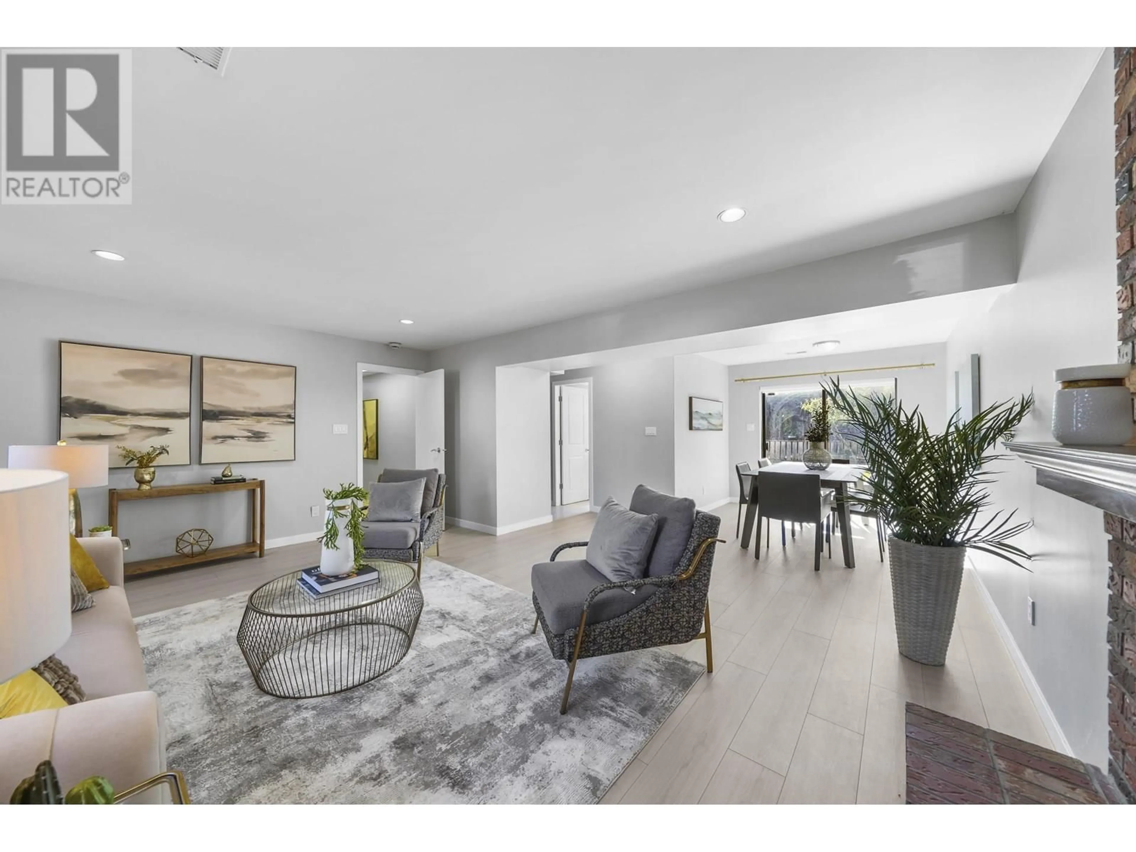 Living room with furniture, unknown for 6291 YEATS CRESCENT, Richmond British Columbia V7E4E1