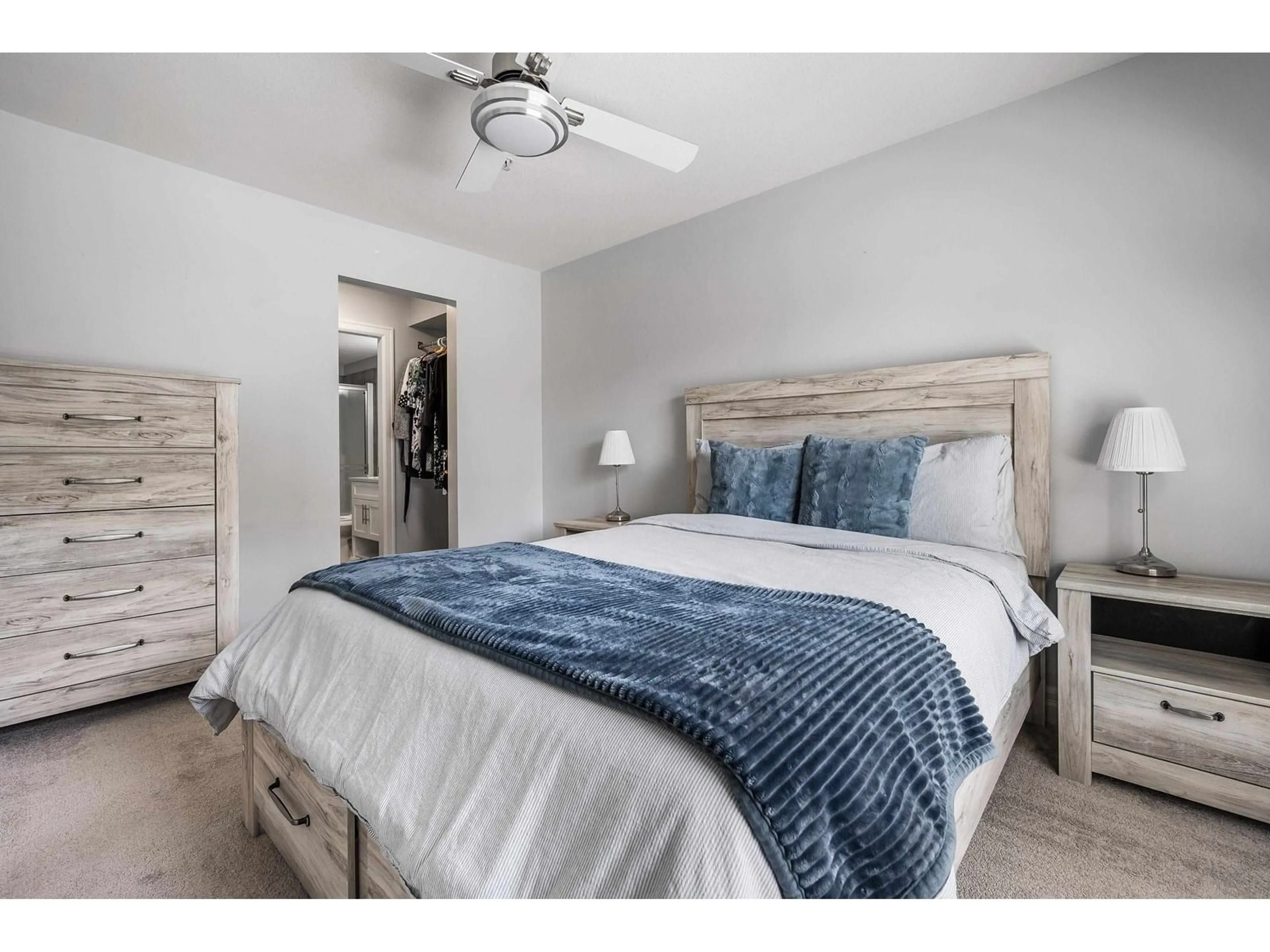Bedroom with bed, unknown for 102 - 45769 STEVENSON ROAD, Chilliwack British Columbia V2R5Z2