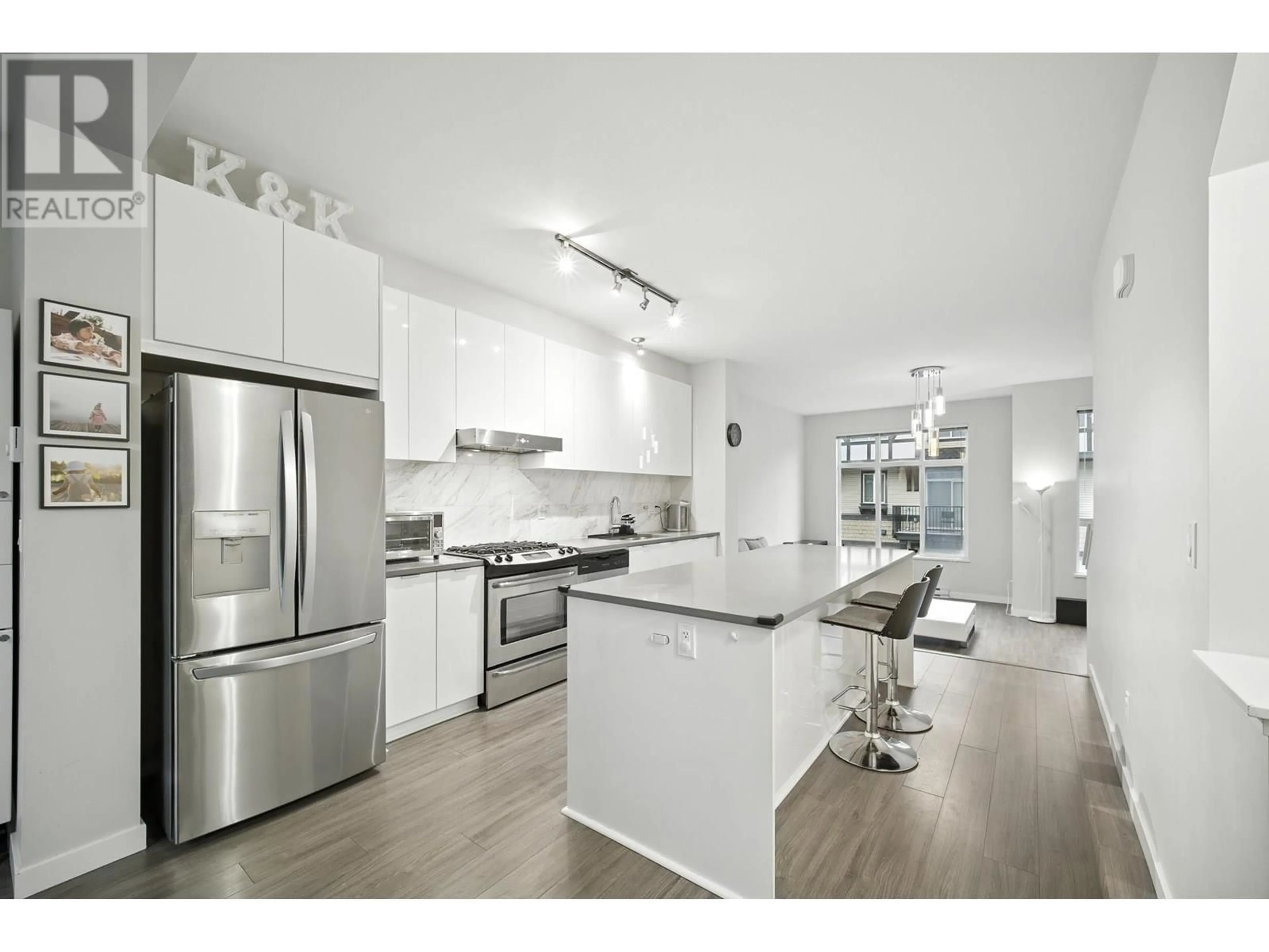 Open concept kitchen, unknown for 59 - 9728 ALEXANDRA ROAD, Richmond British Columbia V6X0M4