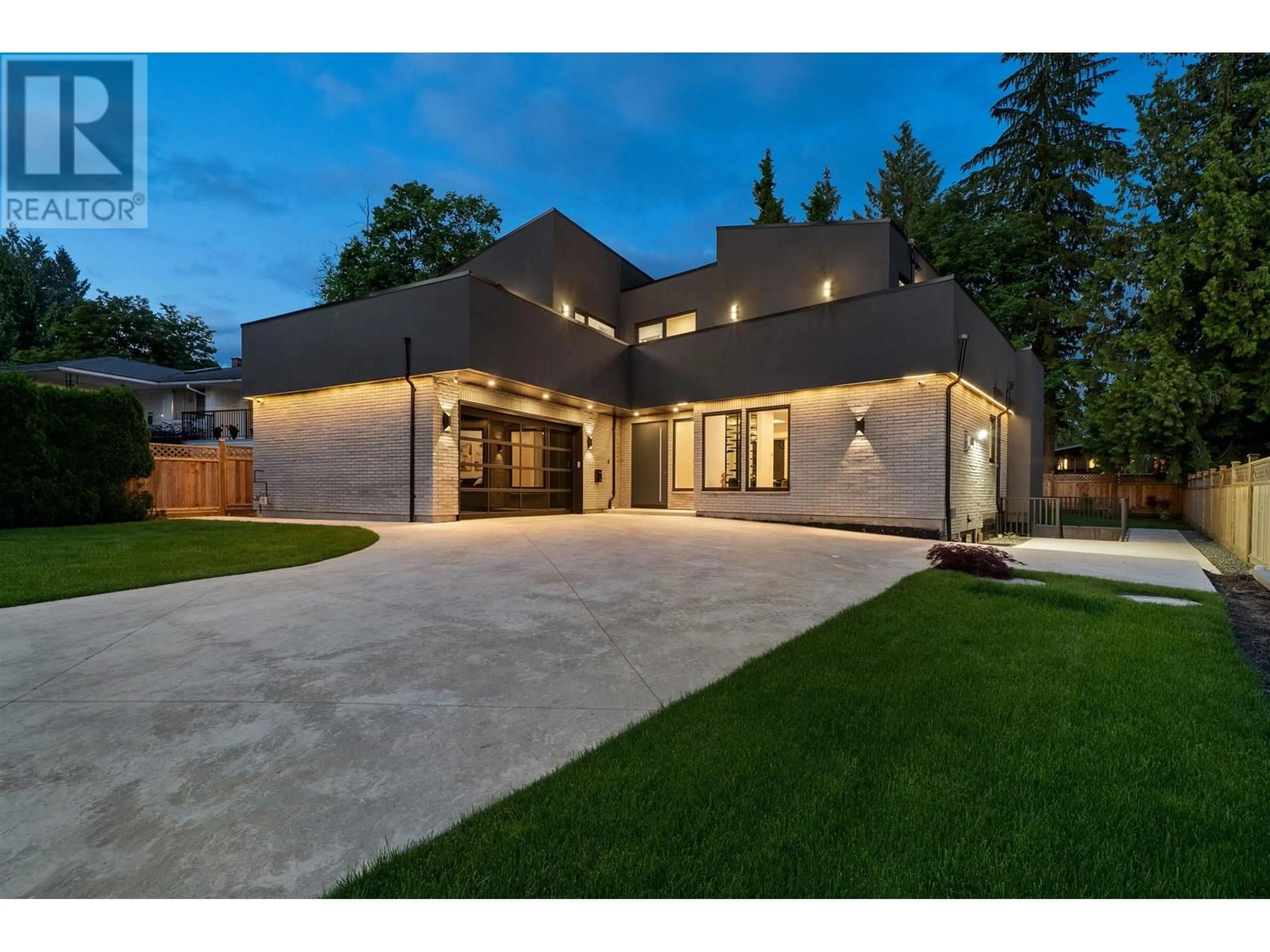 Home with brick exterior material, street for 687 POPLAR STREET, Coquitlam British Columbia V3J3K7