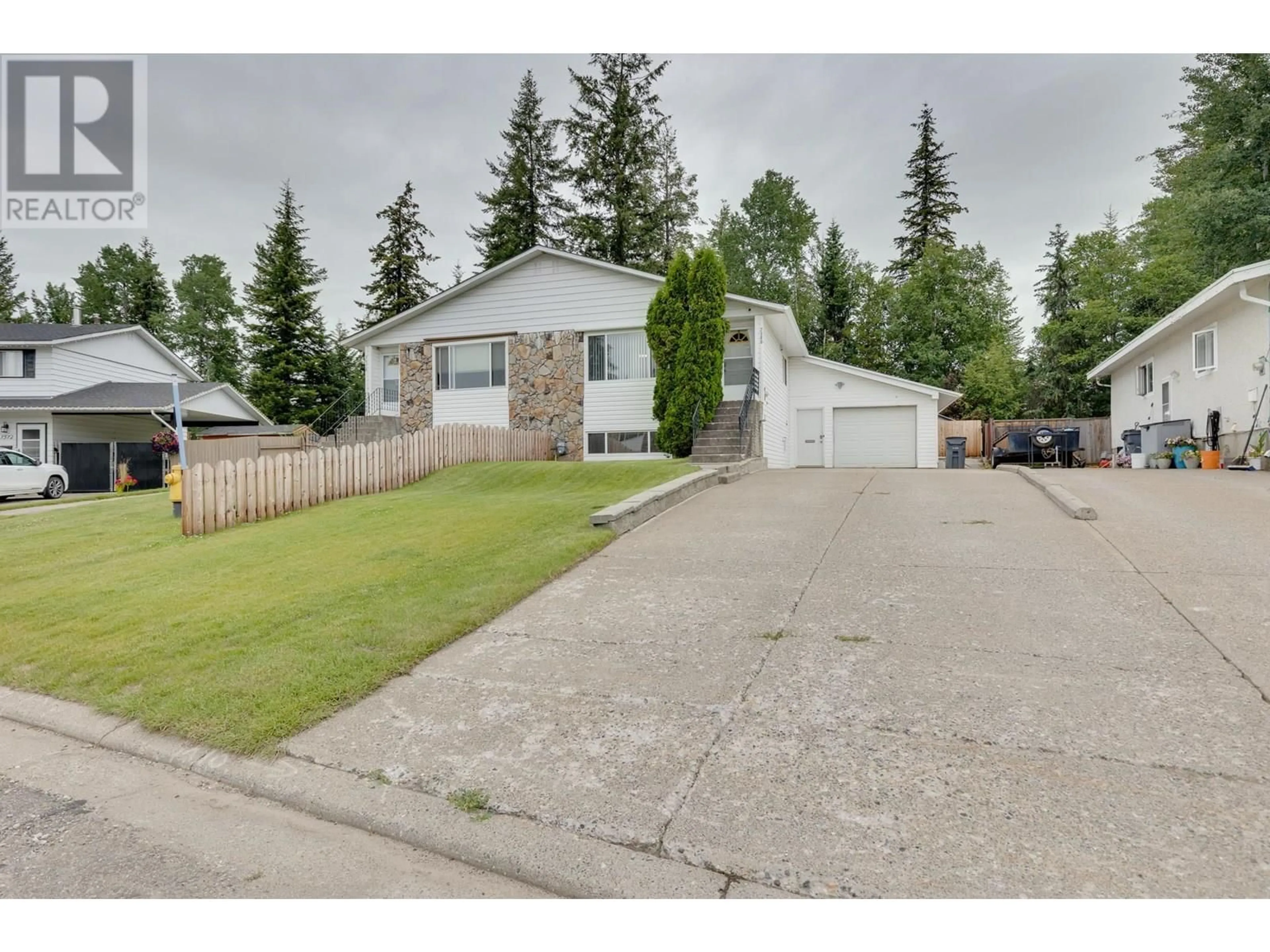 A pic from outside/outdoor area/front of a property/back of a property/a pic from drone, street for 7580 LOYOLA PLACE, Prince George British Columbia V2N3J4