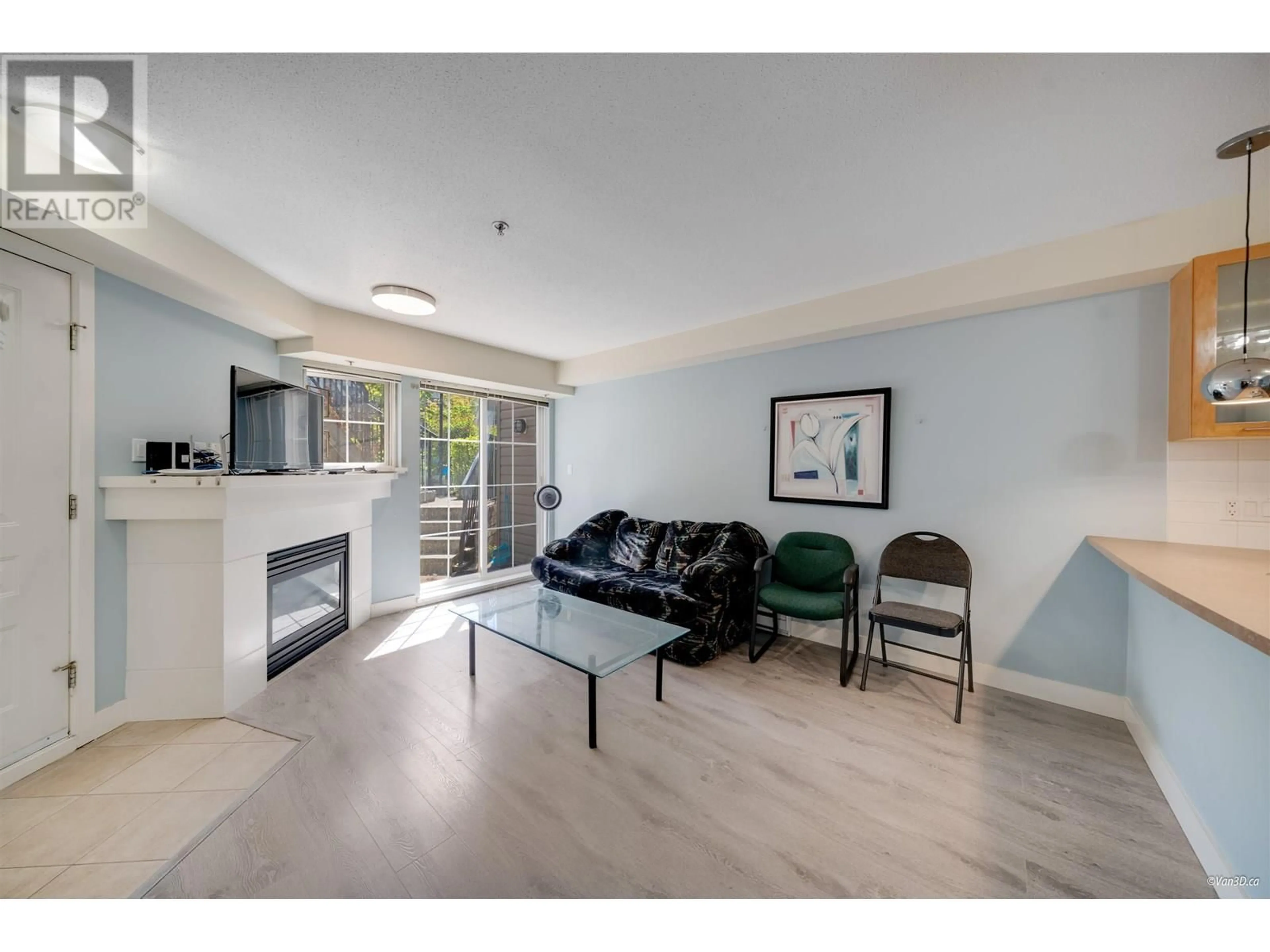 Living room with furniture, unknown for 46 - 9339 ALBERTA ROAD, Richmond British Columbia V6Y4E3