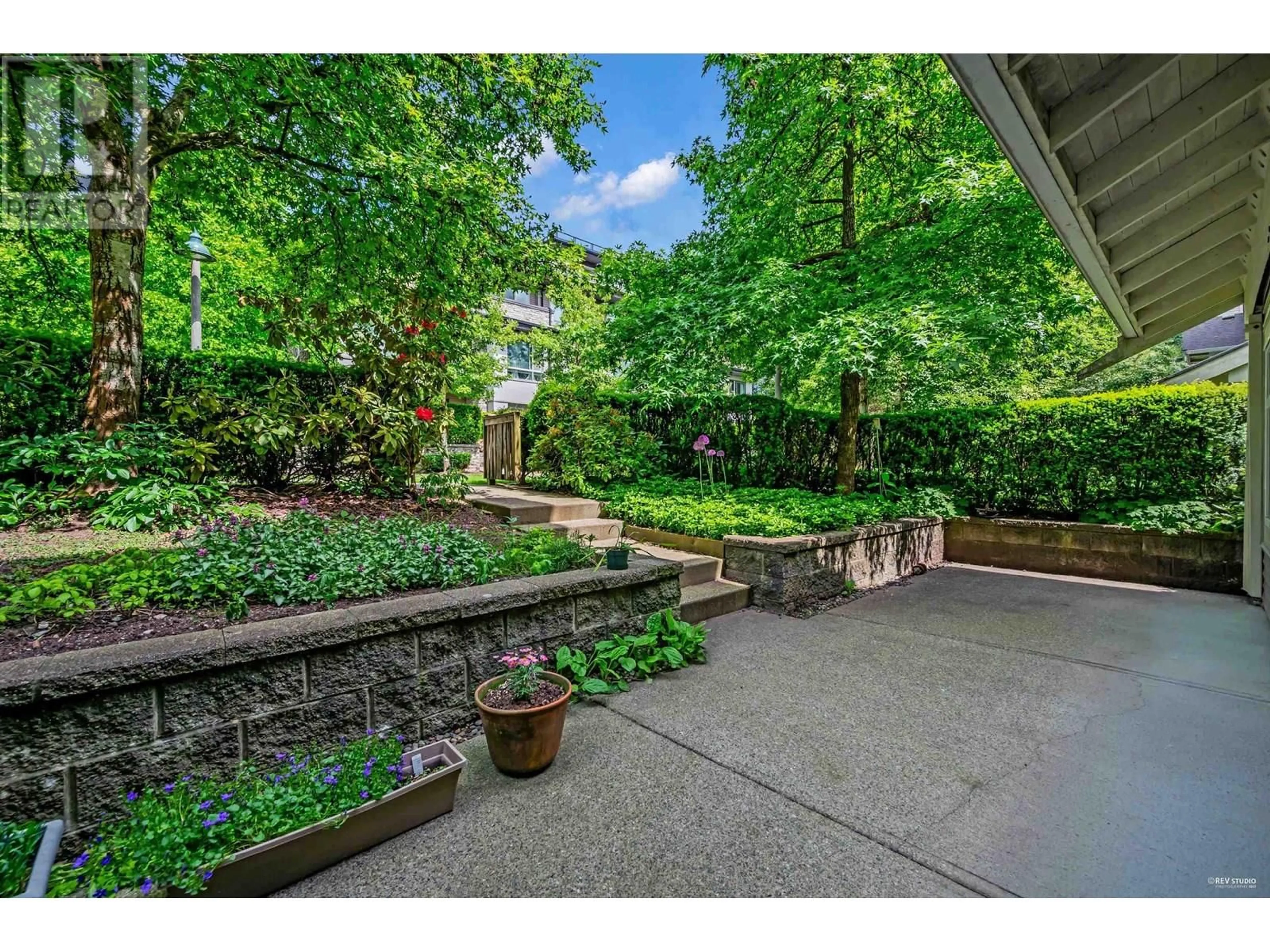 Patio, street for 51 - 7488 SOUTHWYNDE AVENUE, Burnaby British Columbia V3N5C6
