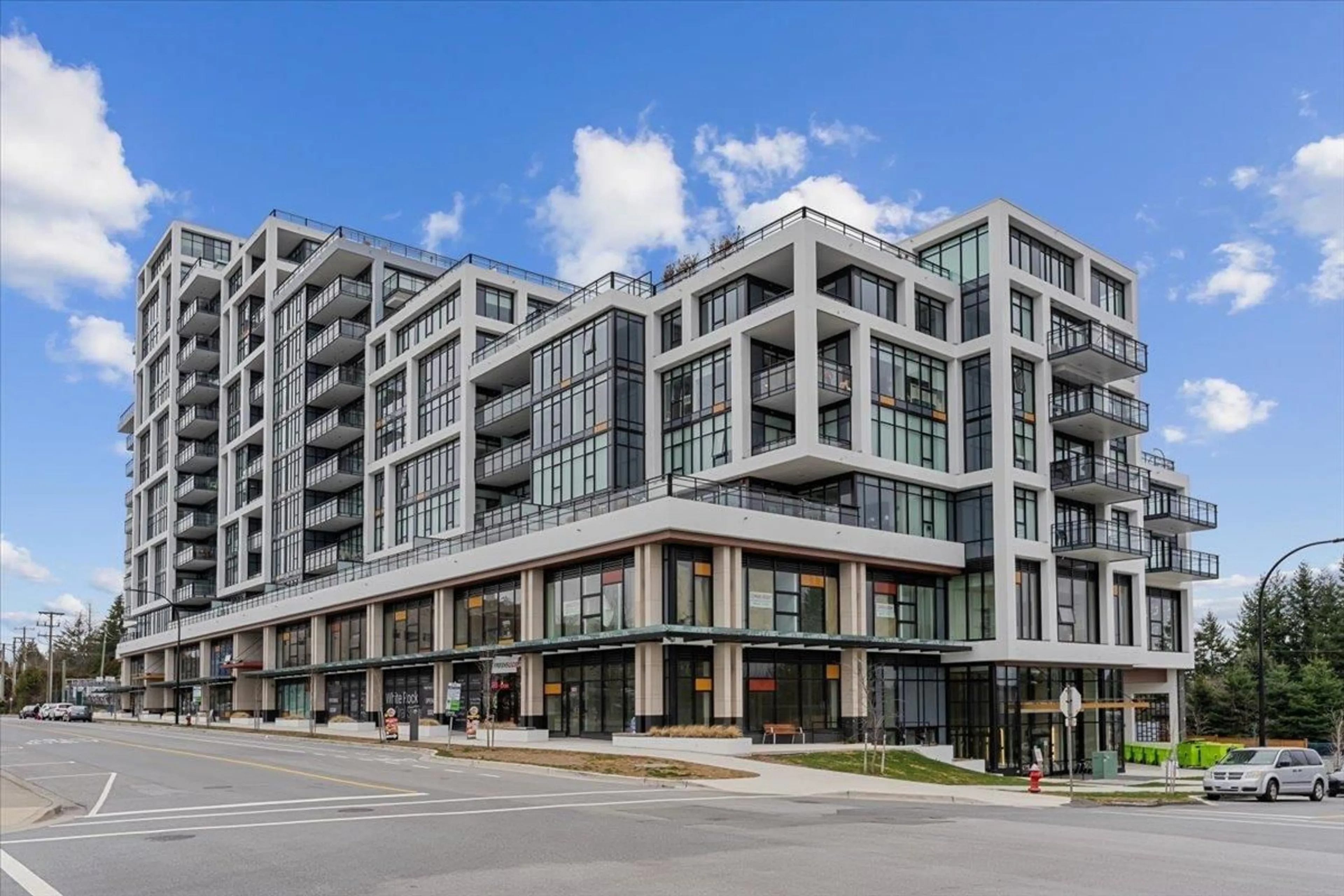 Unknown for 601 - 1526 FINLAY, White Rock British Columbia V4B4L9