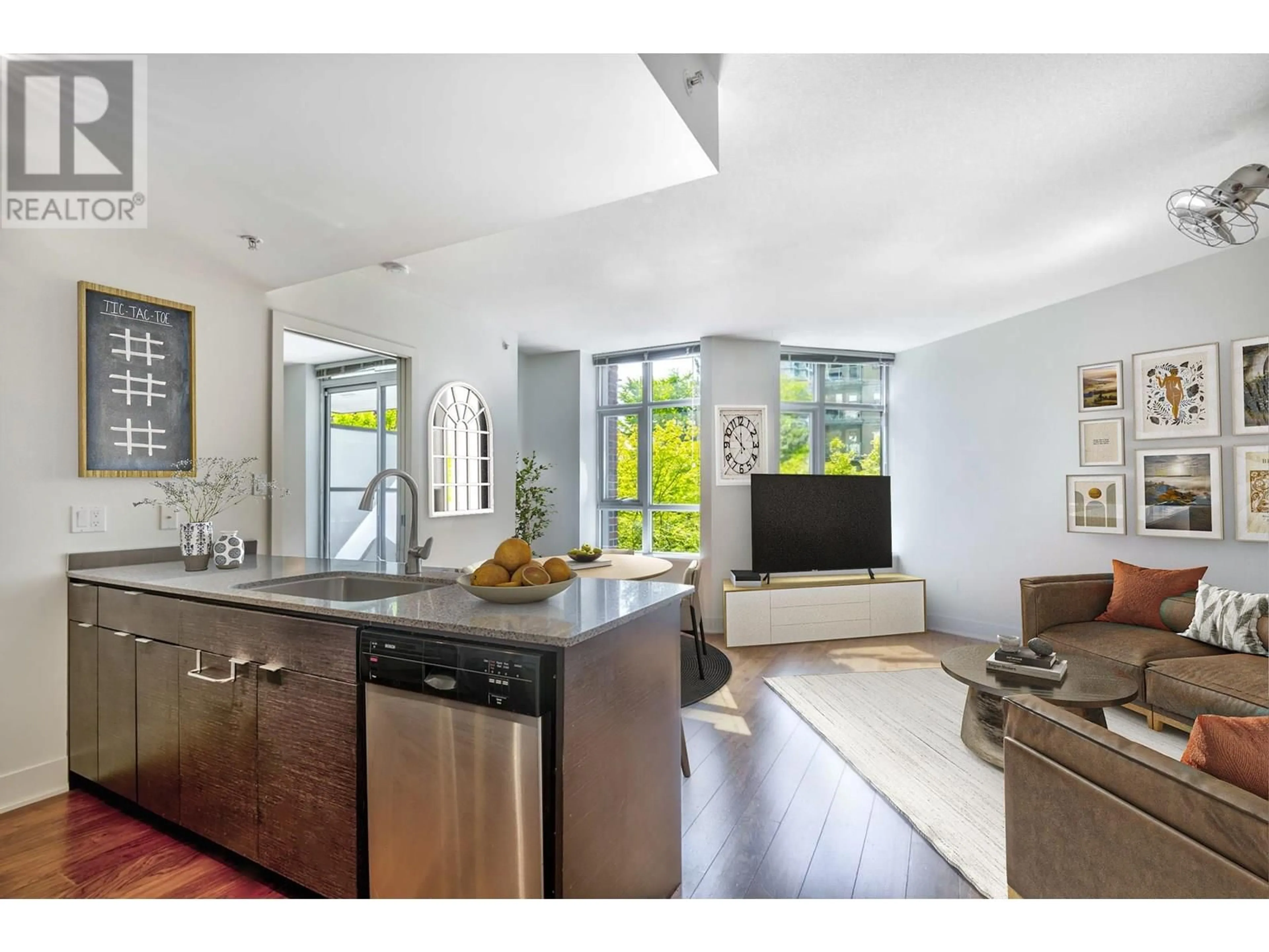 Open concept kitchen, unknown for 311 - 988 RICHARDS STREET, Vancouver British Columbia V6B8R2