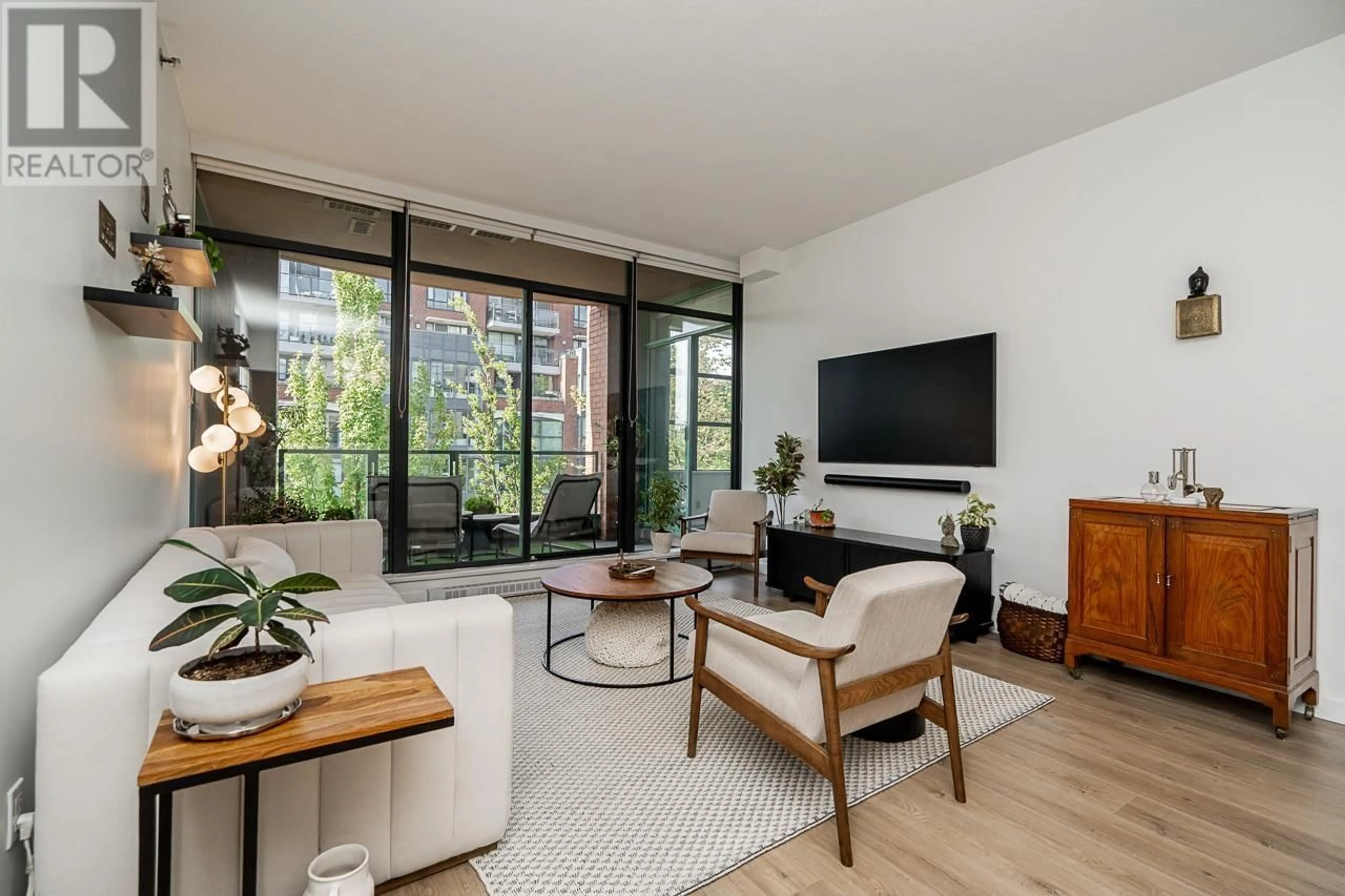 Living room with furniture, unknown for 408 - 503 16TH AVENUE, Vancouver British Columbia V5Z4N3