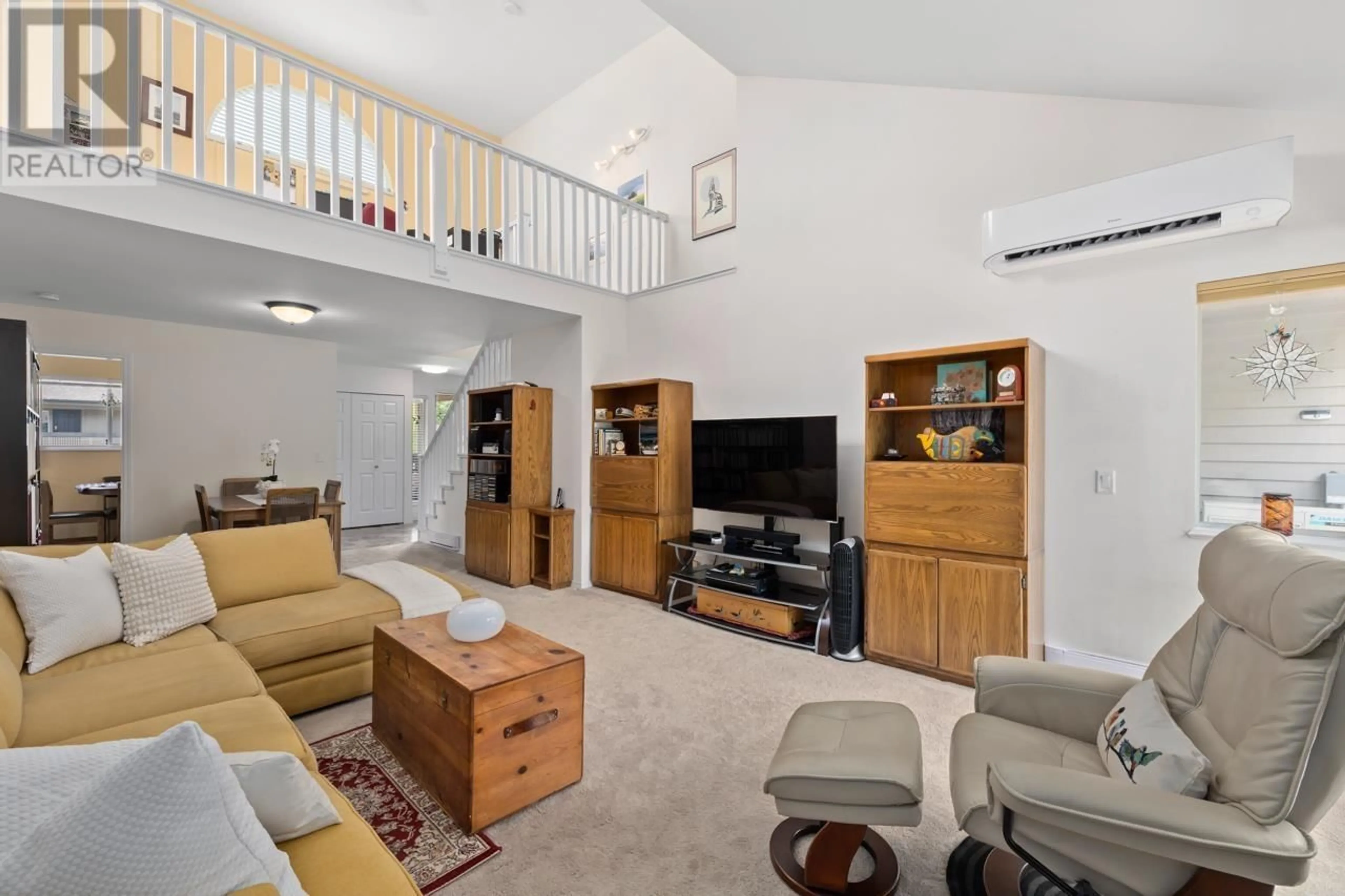 Living room with furniture, unknown for 824 ROCHE POINT DRIVE, North Vancouver British Columbia V7H2T9