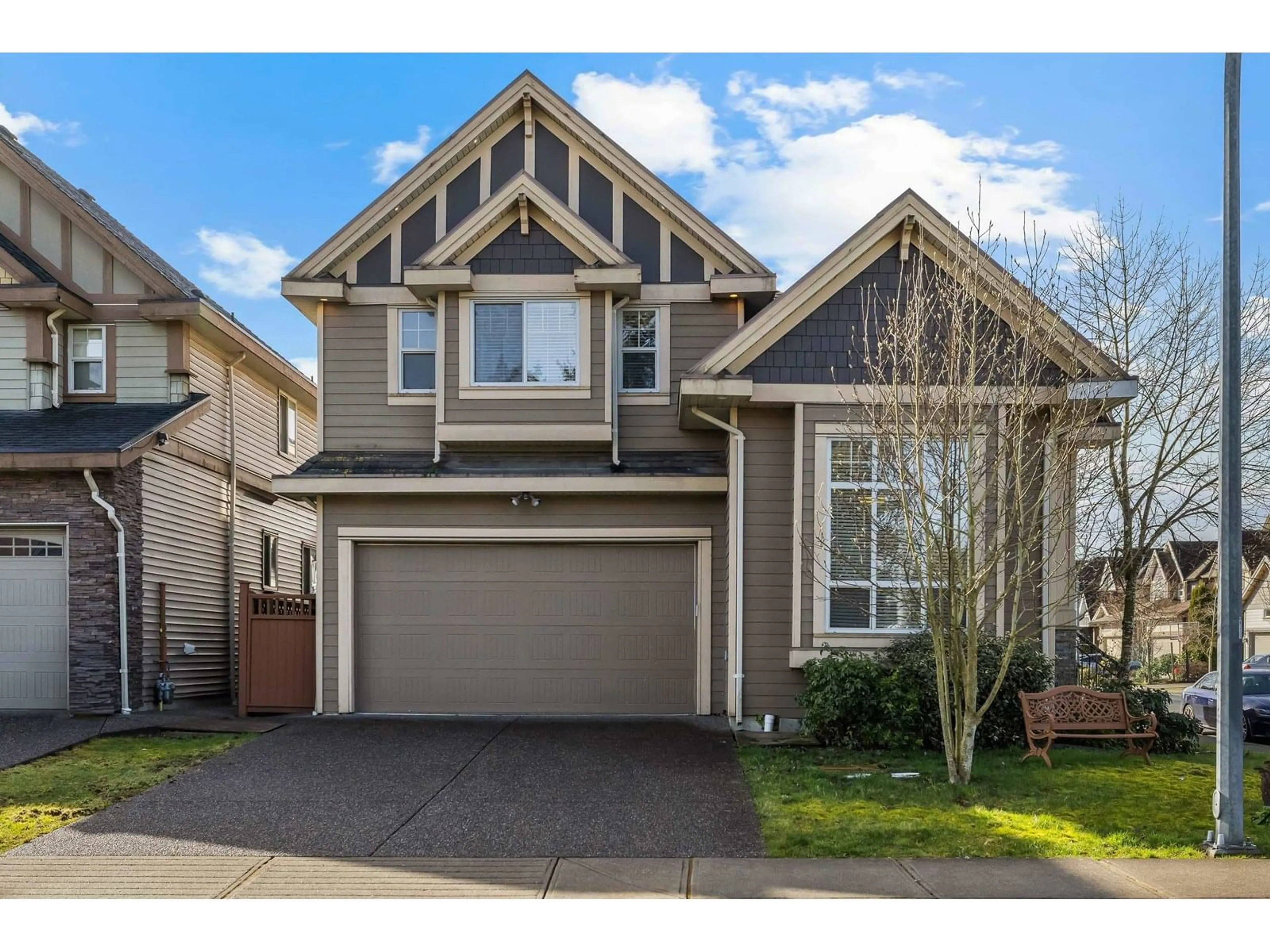 Home with vinyl exterior material, street for 7326 199, Langley British Columbia V2Y1R9