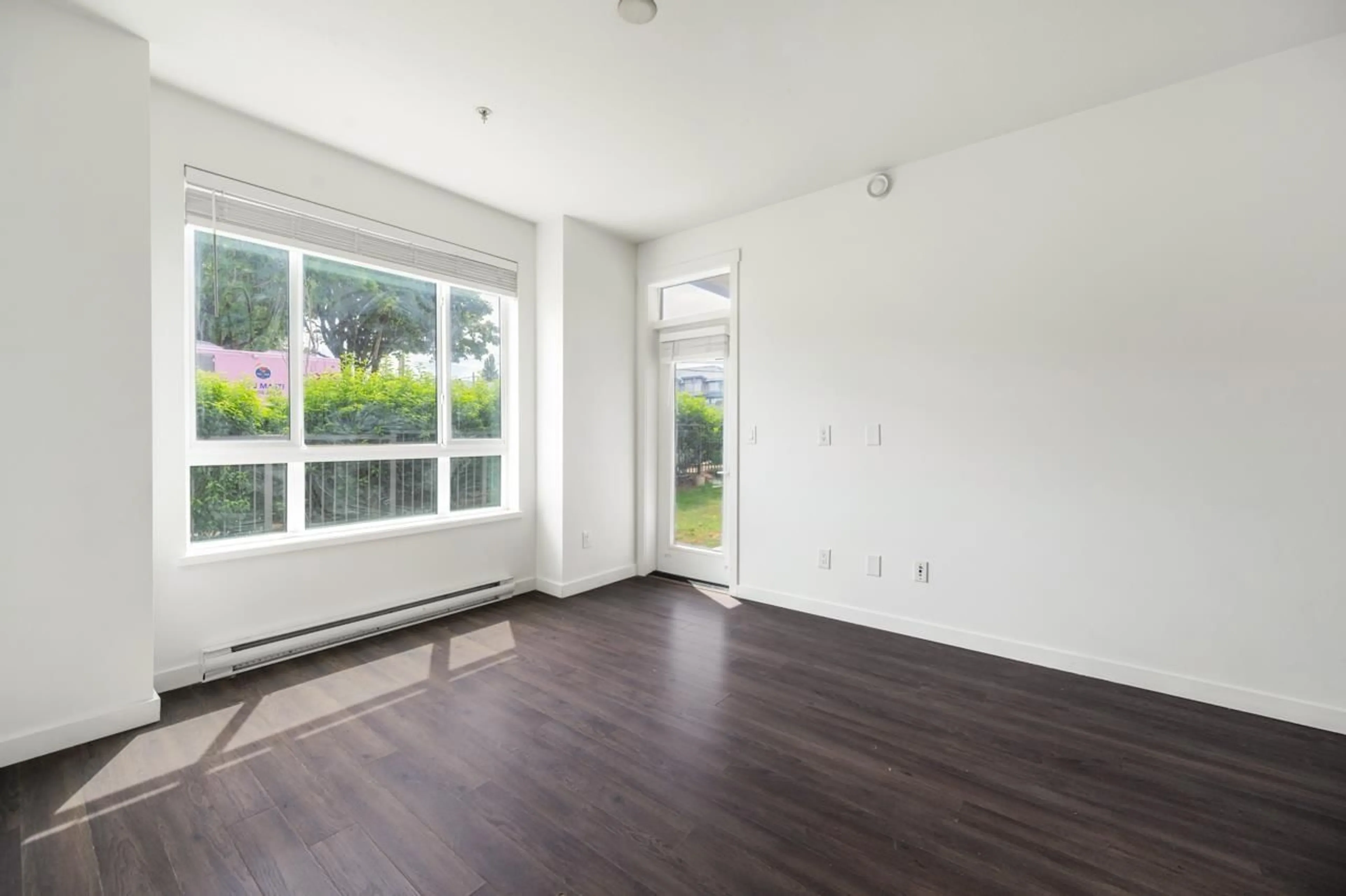 A pic of a room for 112 - 13628 81A, Surrey British Columbia V3W3E2