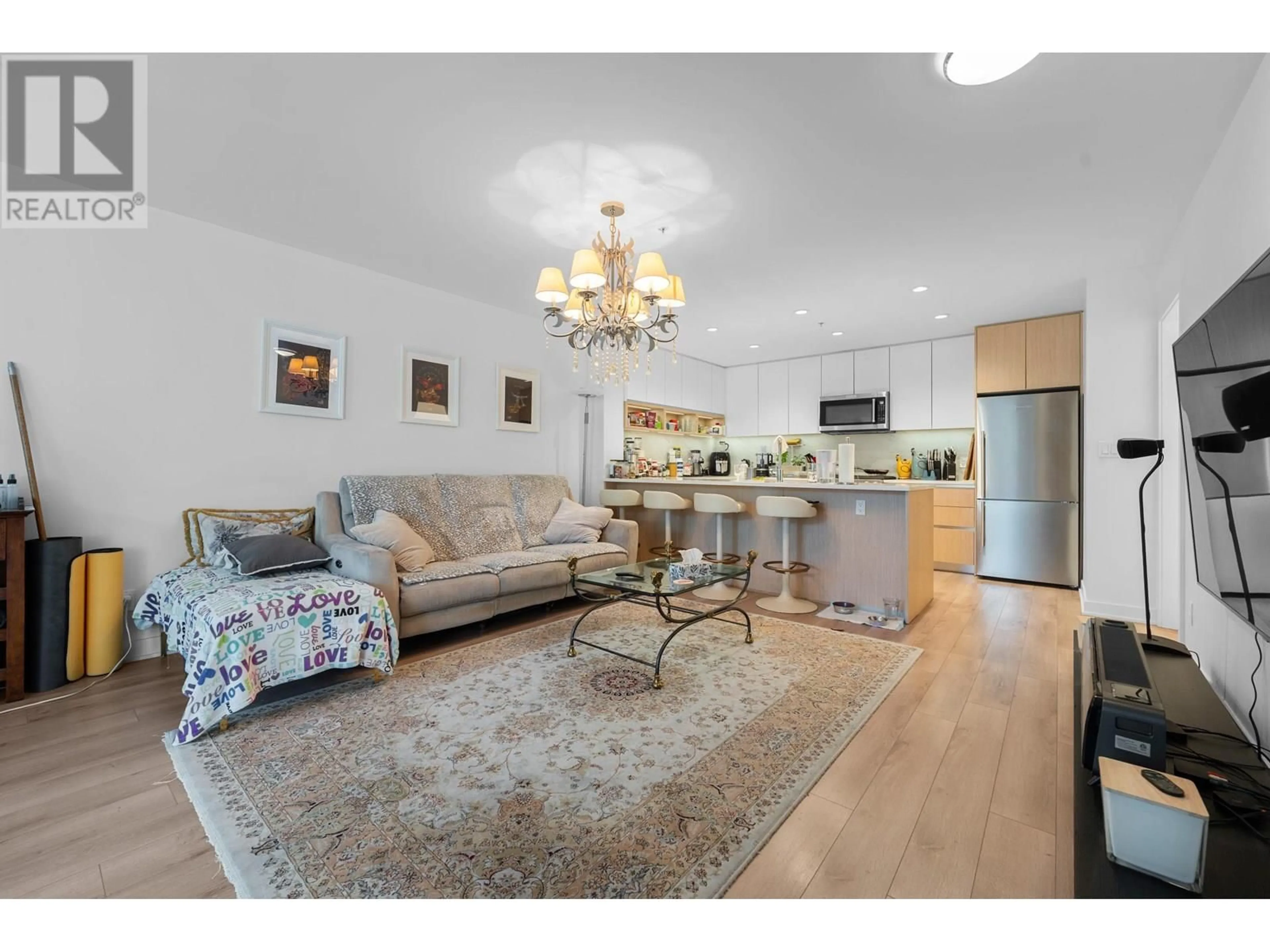 Unknown for 8980 UNIVERSITY CRESCENT, Burnaby British Columbia V5A4Y8