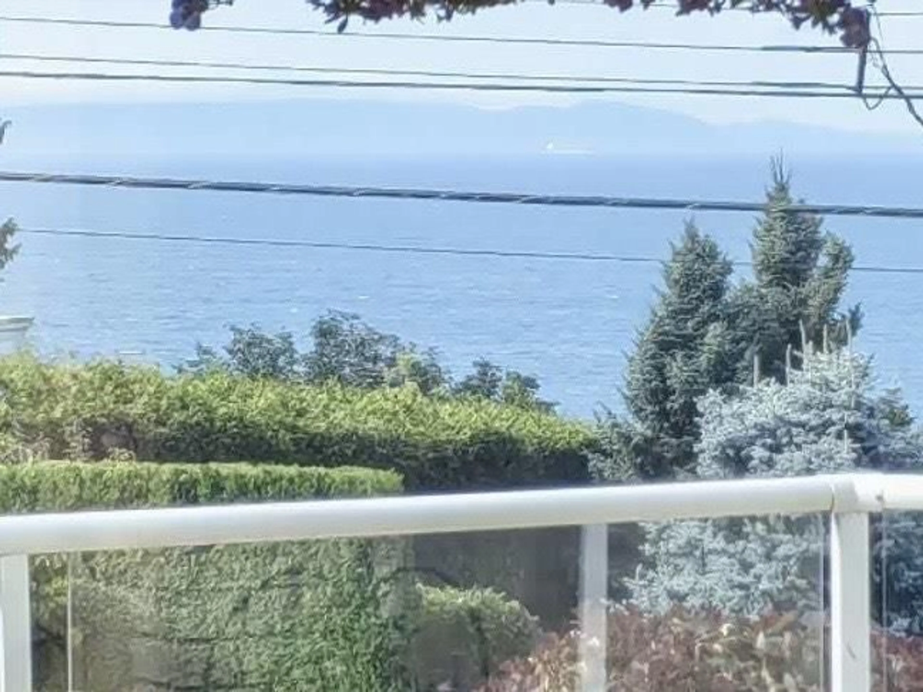Balcony in the apartment, water/lake/river/ocean view for 1768 OCEAN PARK, Surrey British Columbia V4A3L9