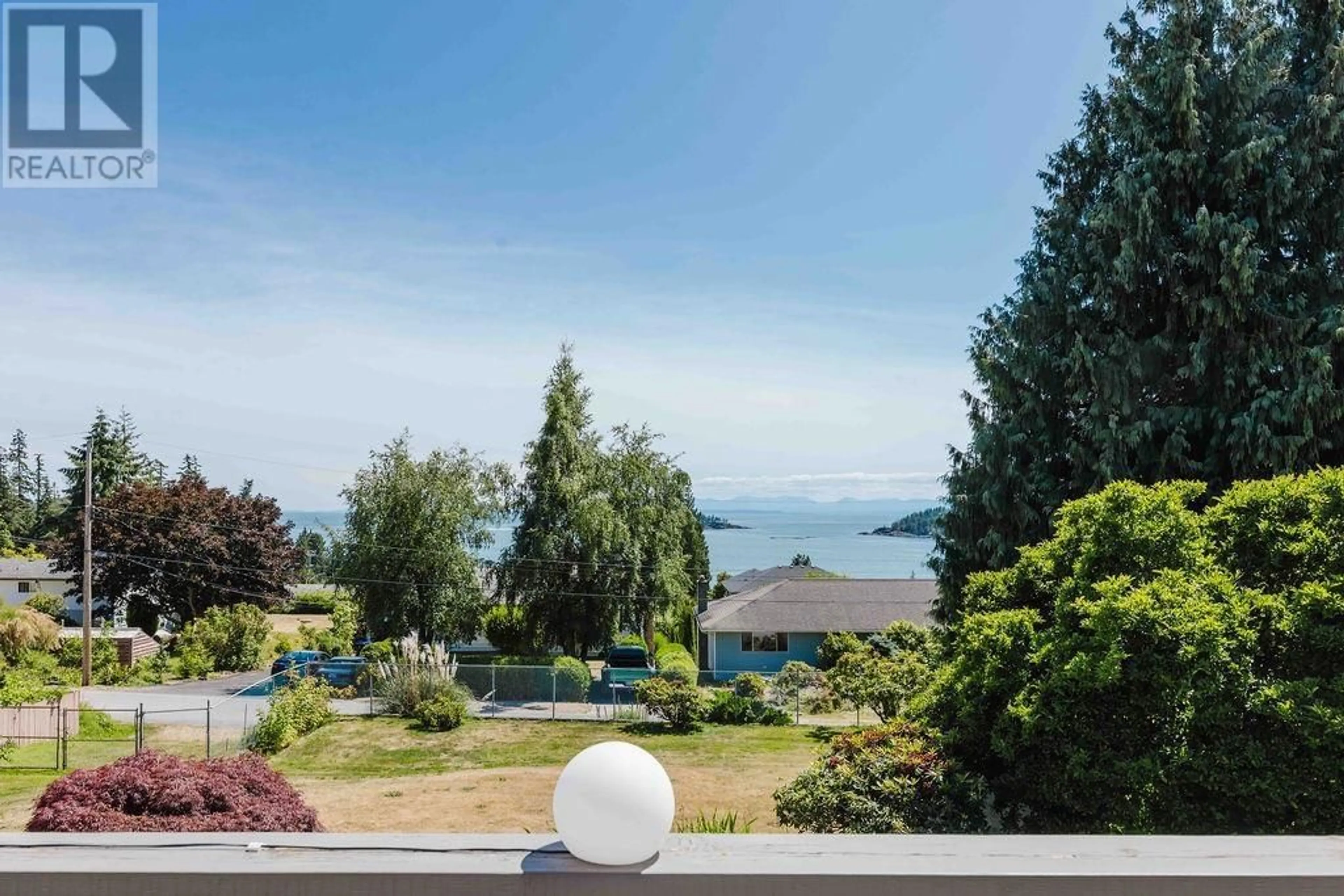 A pic from outside/outdoor area/front of a property/back of a property/a pic from drone, water/lake/river/ocean view for 6505 MEIER ROAD, Sechelt British Columbia V7Z0S8
