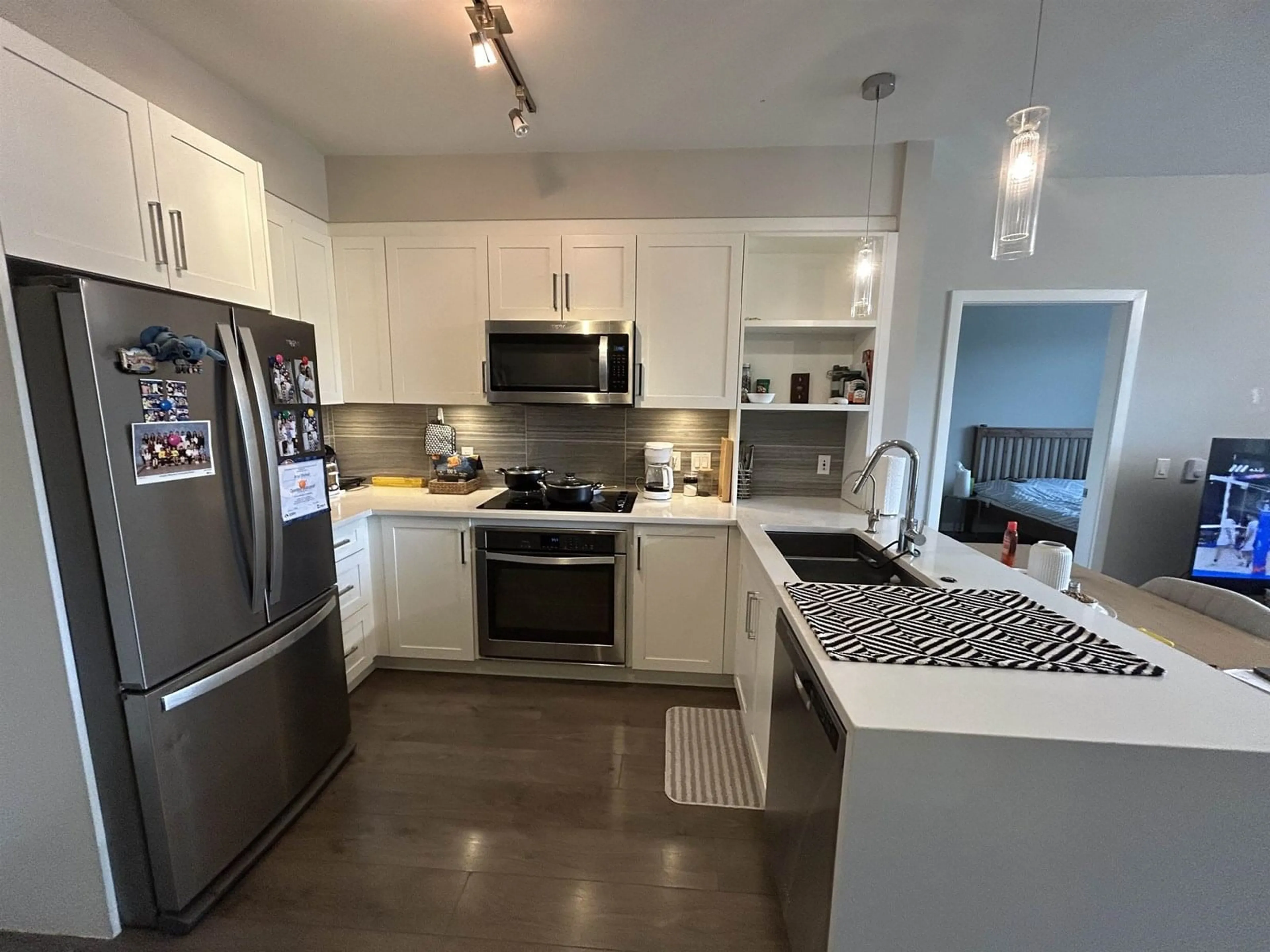 Open concept kitchen, unknown for F308 - 20211 66, Langley British Columbia V2Y0L4