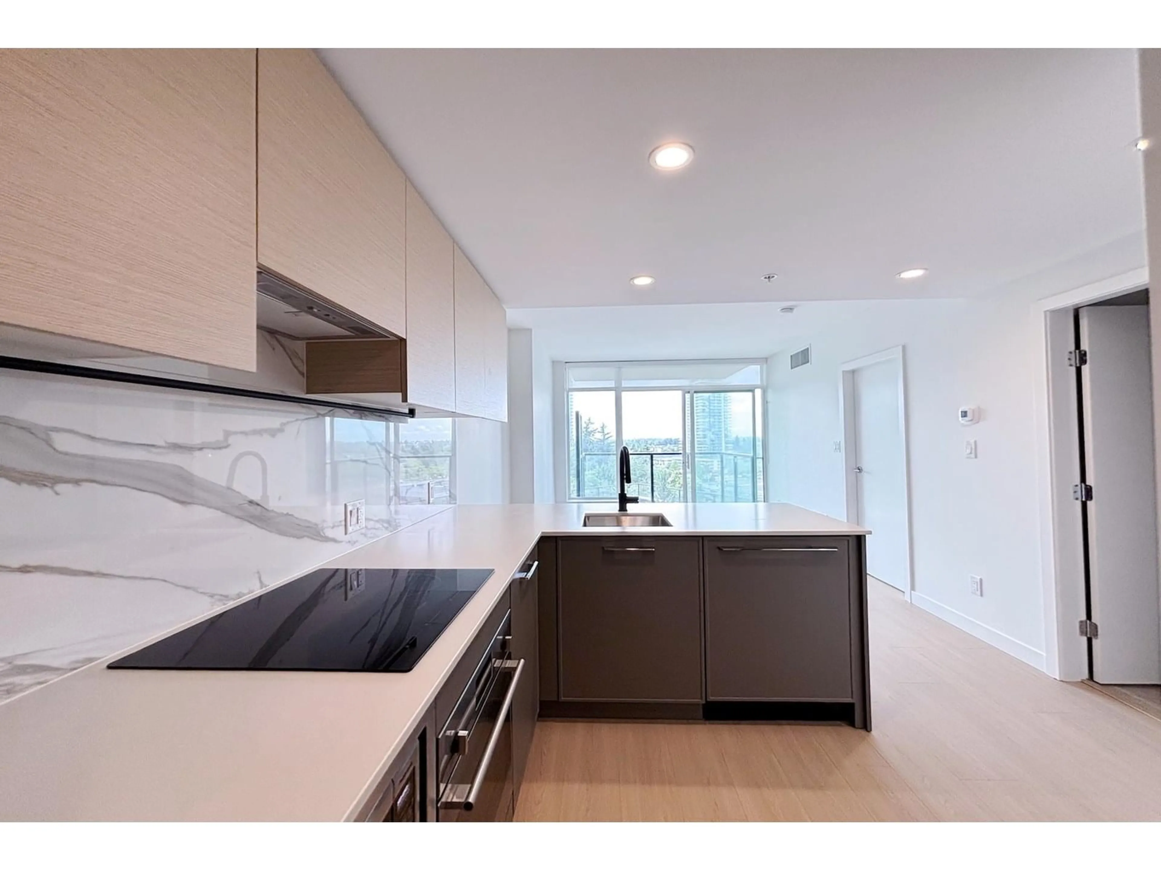 Unknown for 502 - 13745 GEORGE JUNCTION, Surrey British Columbia V3T0V8