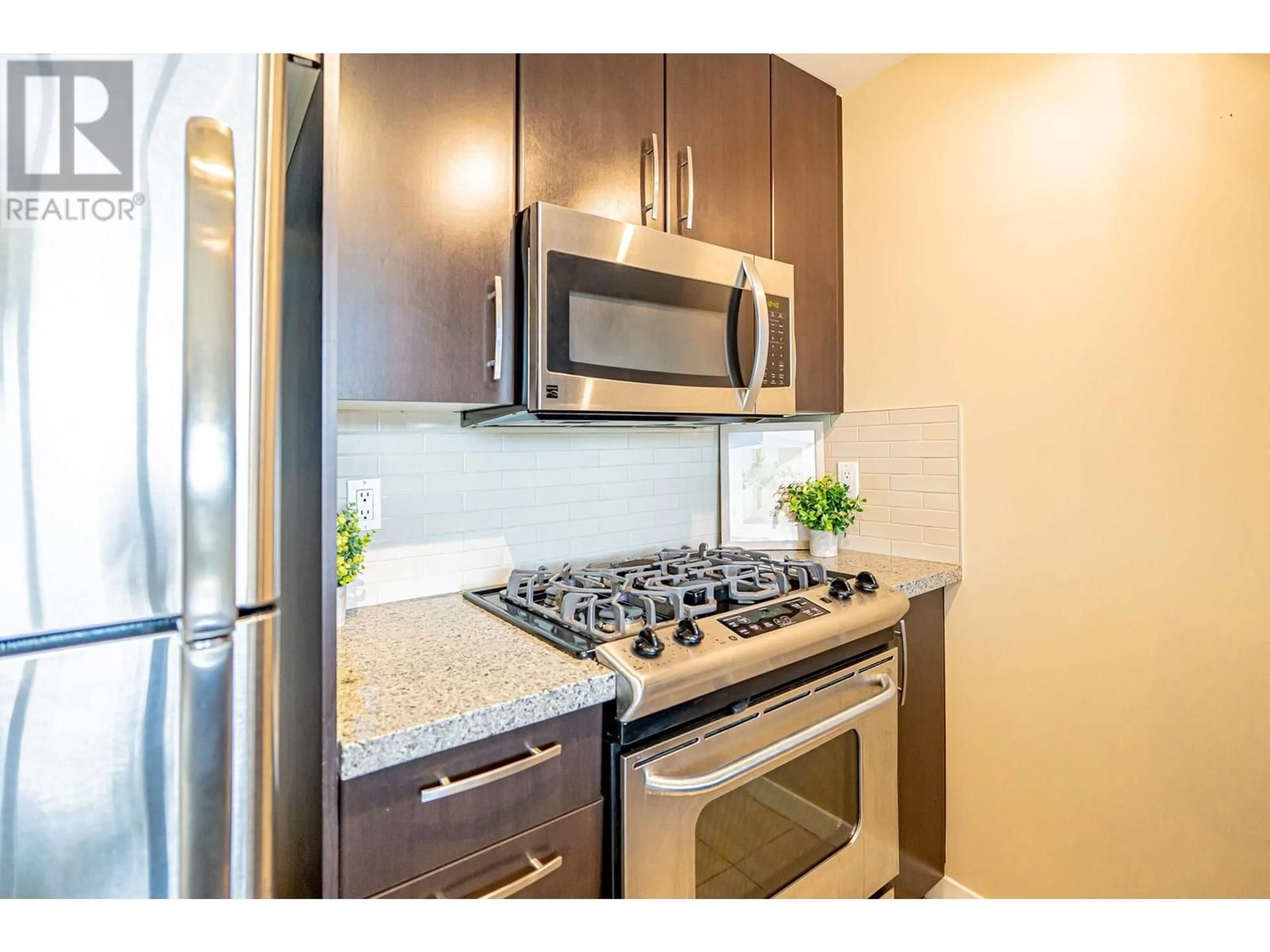 Standard kitchen, unknown for 2609 - 651 NOOTKA WAY, Port Moody British Columbia V3H0A1