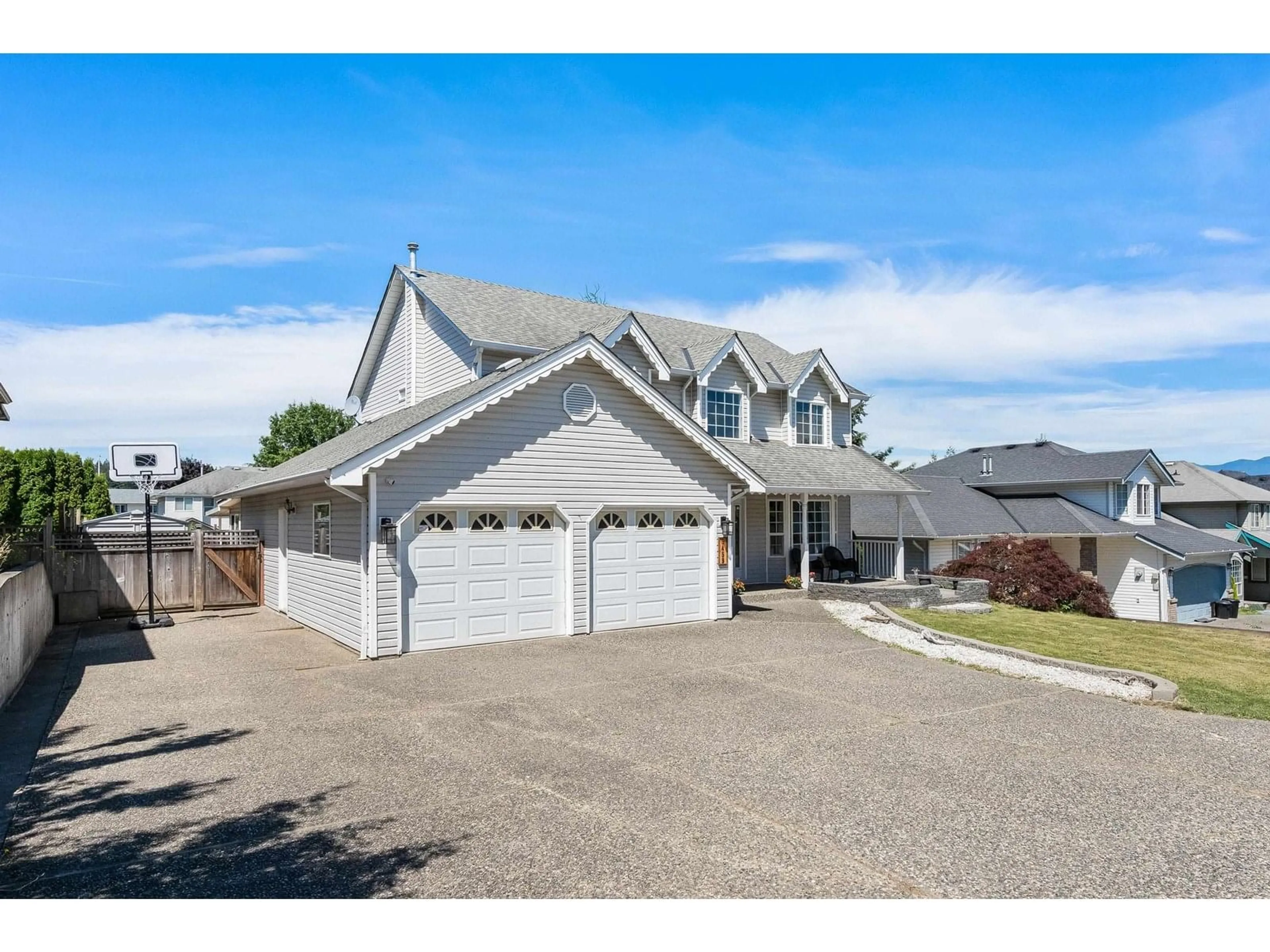 Home with vinyl exterior material, street for 5459 ALPINE CRESCENT, Chilliwack British Columbia V2R3W4